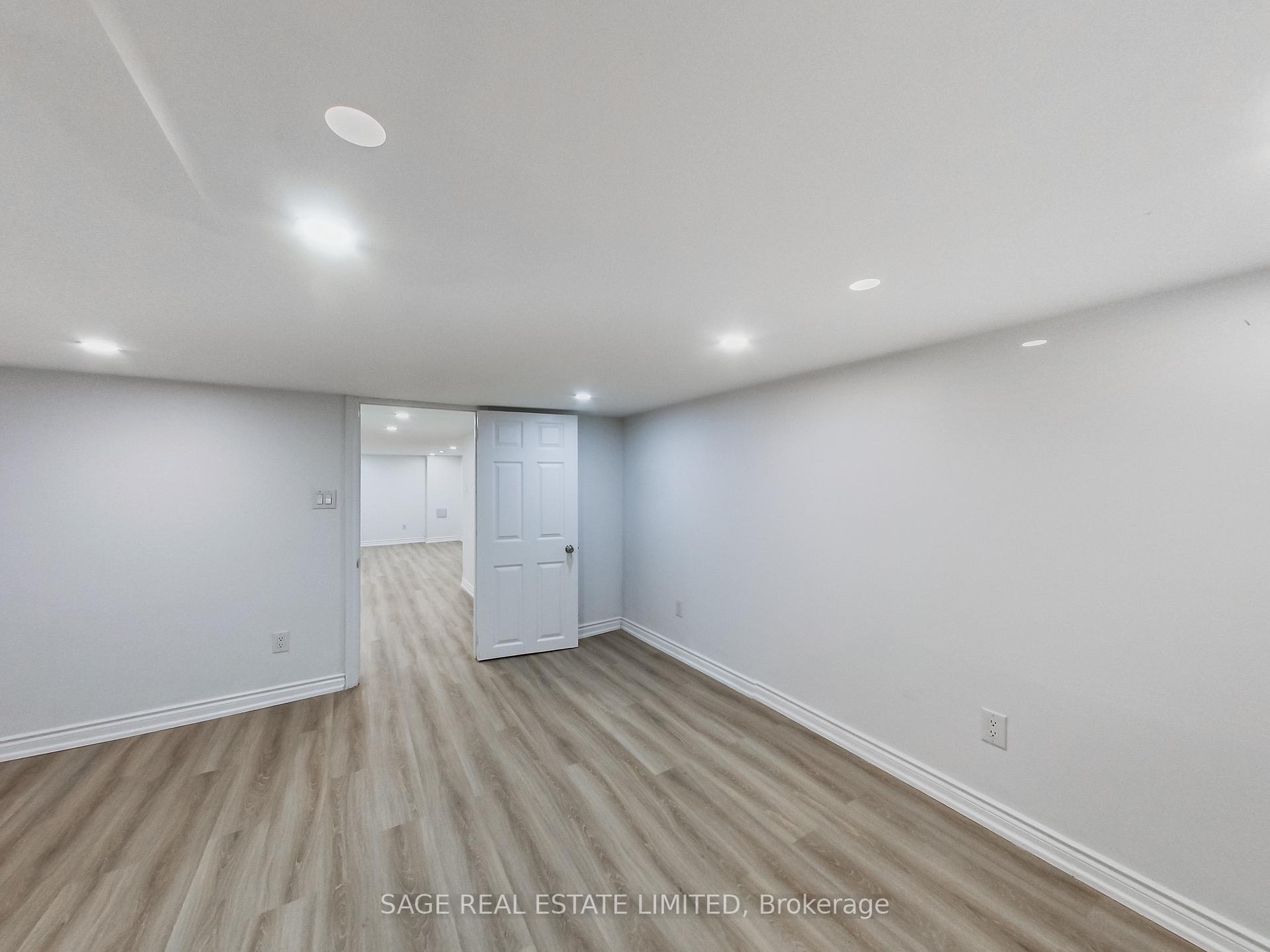 Photo 31 of 10 Olive Avenue, Toronto, The Annex — HOMEH