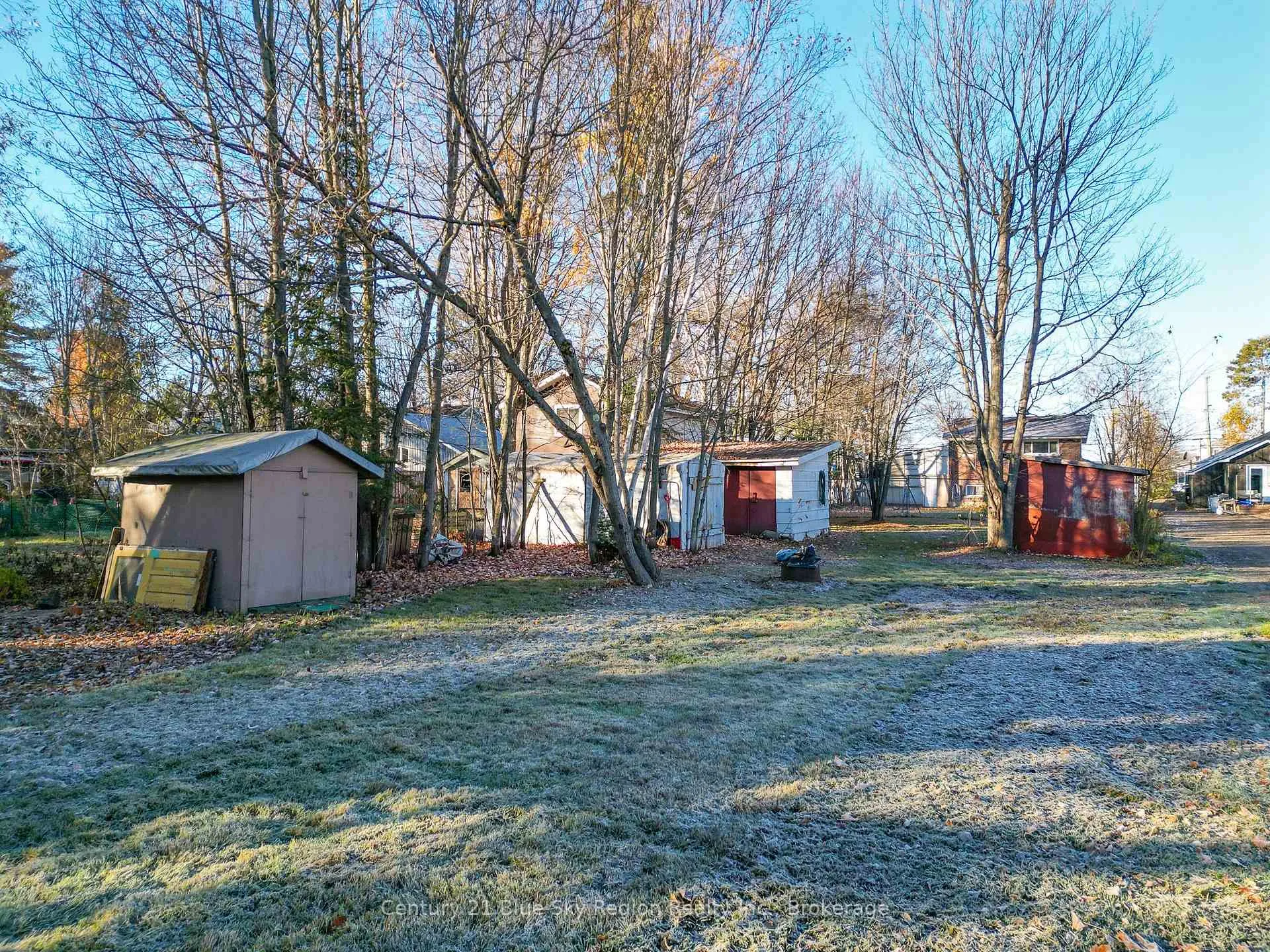 Photo 35 of 994 Premier Road, North Bay, Ferris — HOMEH