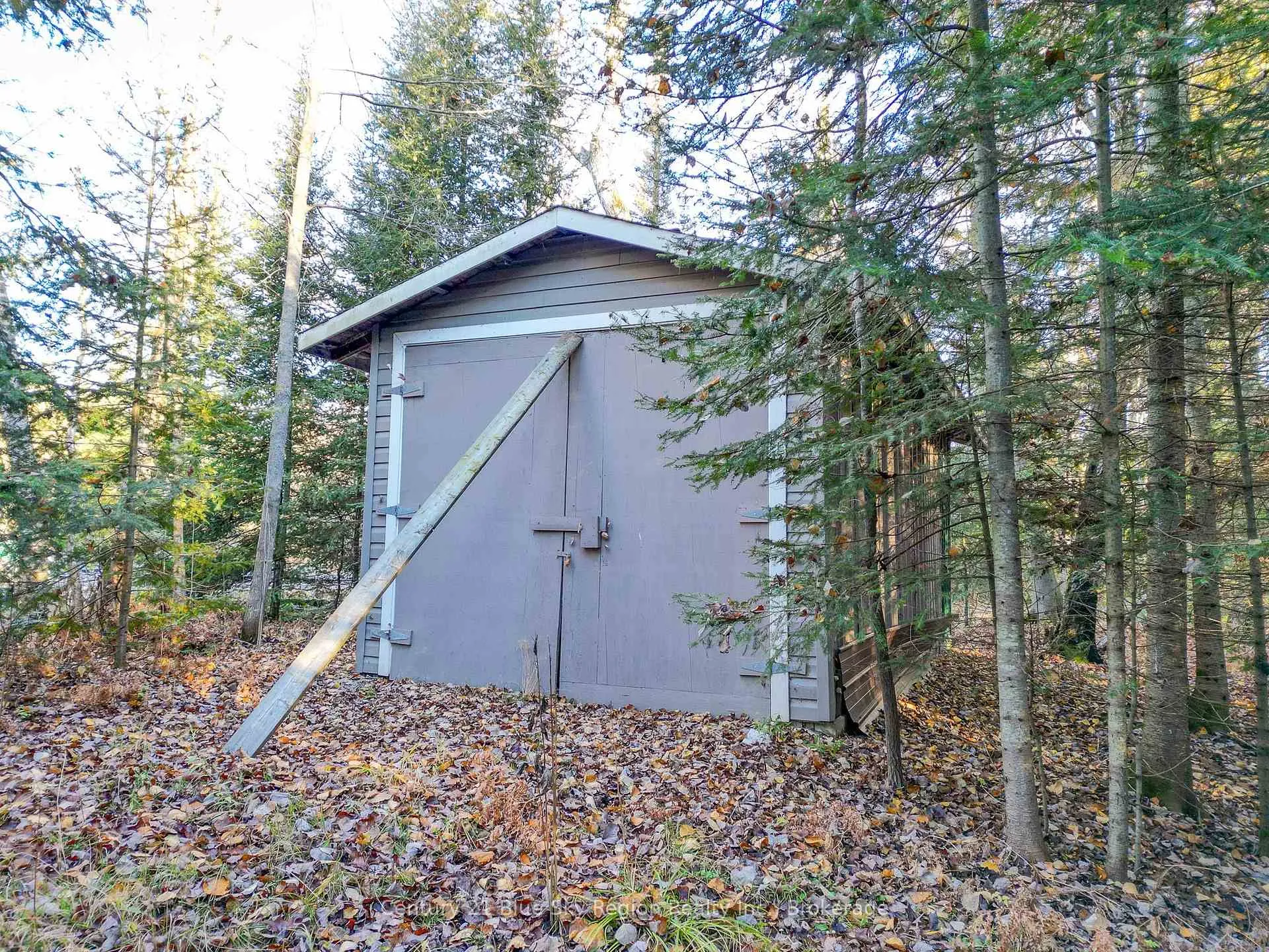 Photo 40 of 994 Premier Road, North Bay, Ferris — HOMEH
