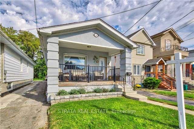 Front of Unit Lower, 220 Holborne Avenue