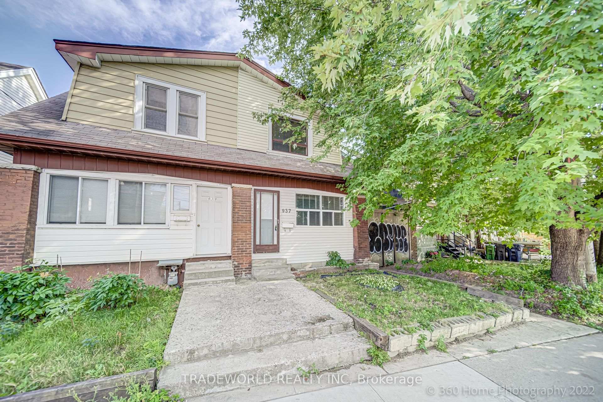 Photo 1 of 937 Gerrard Street E, Toronto, South Riverdale — HOMEH
