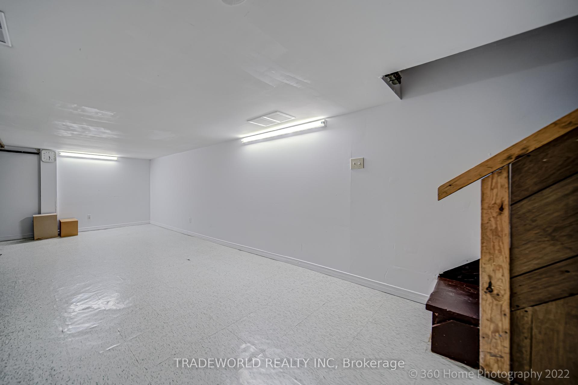 Photo 14 of 937 Gerrard Street E, Toronto, South Riverdale — HOMEH
