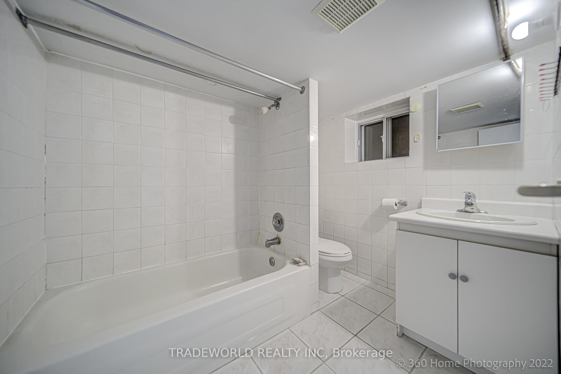 Photo 16 of 937 Gerrard Street E, Toronto, South Riverdale — HOMEH