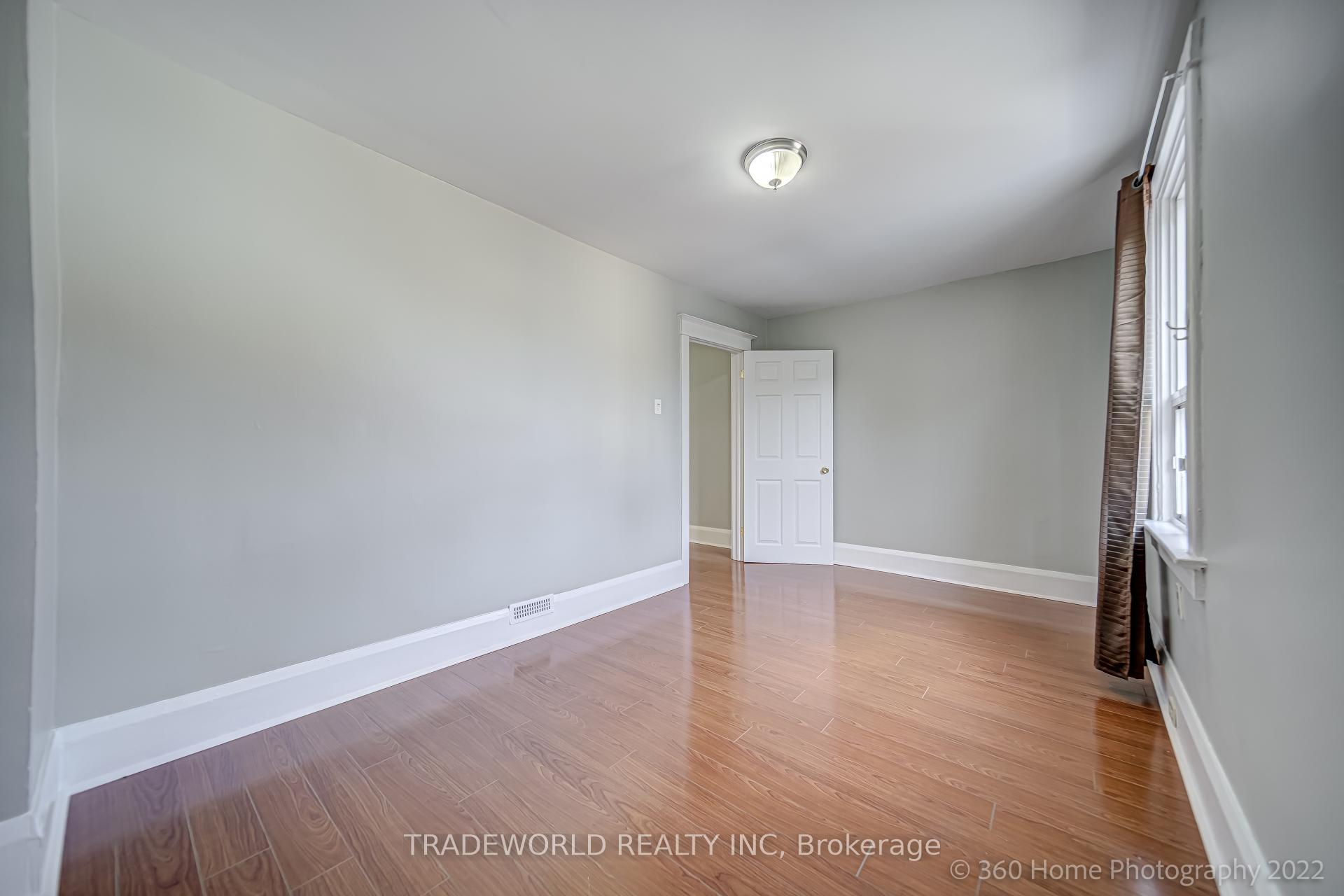 Photo 18 of 937 Gerrard Street E, Toronto, South Riverdale — HOMEH