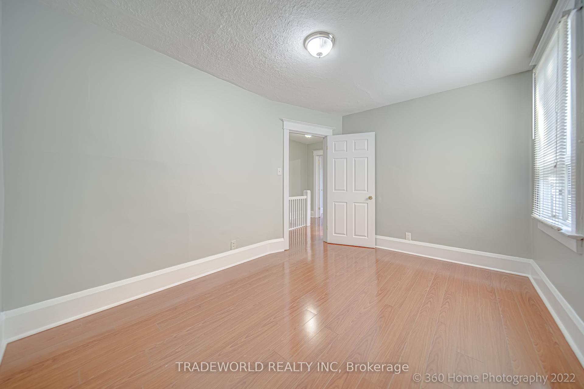 Photo 20 of 937 Gerrard Street E, Toronto, South Riverdale — HOMEH