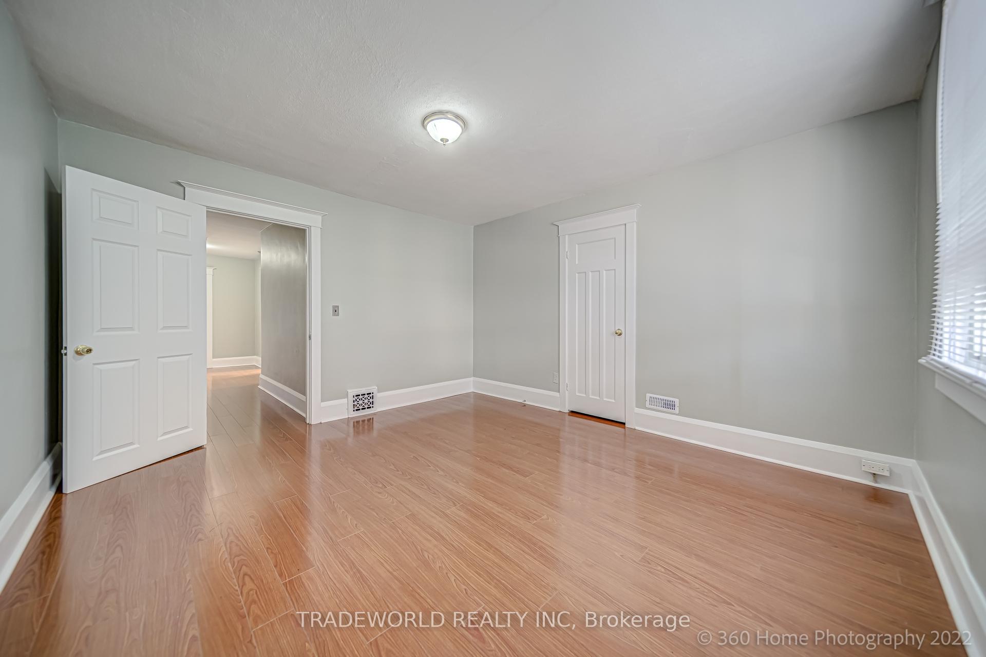 Photo 23 of 937 Gerrard Street E, Toronto, South Riverdale — HOMEH