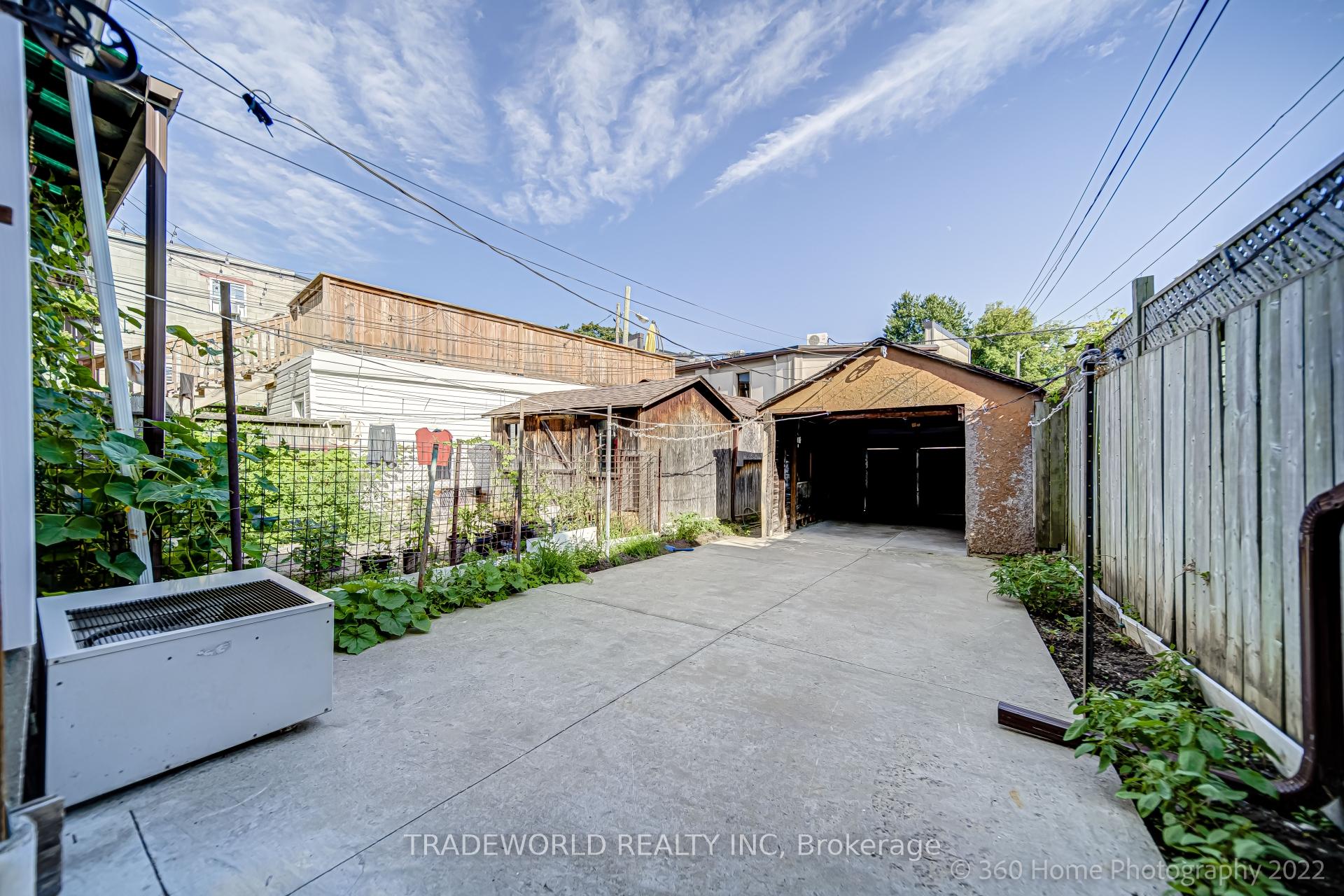 Photo 25 of 937 Gerrard Street E, Toronto, South Riverdale — HOMEH