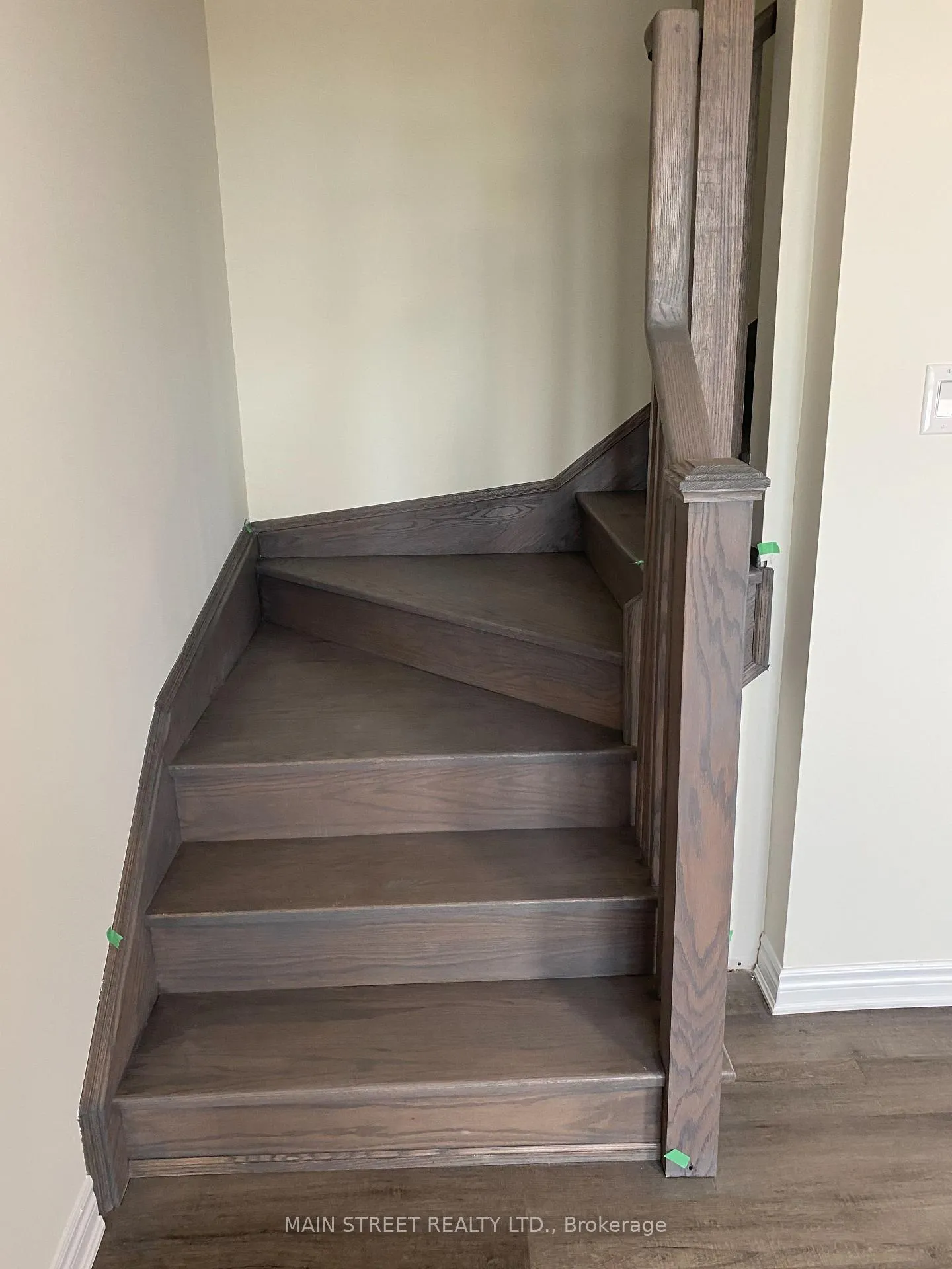 Photo 7 of 899 Ash Gate, Milton, Cobban — HOMEH