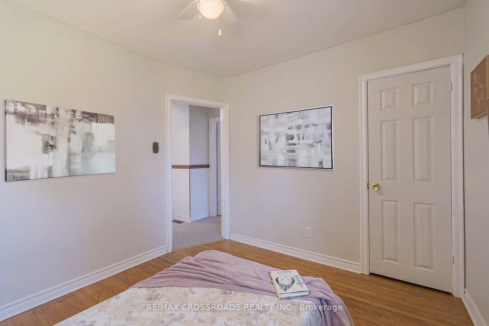 Photo 18 of 39 Pandora Circle, Scarborough, Woburn — HOMEH