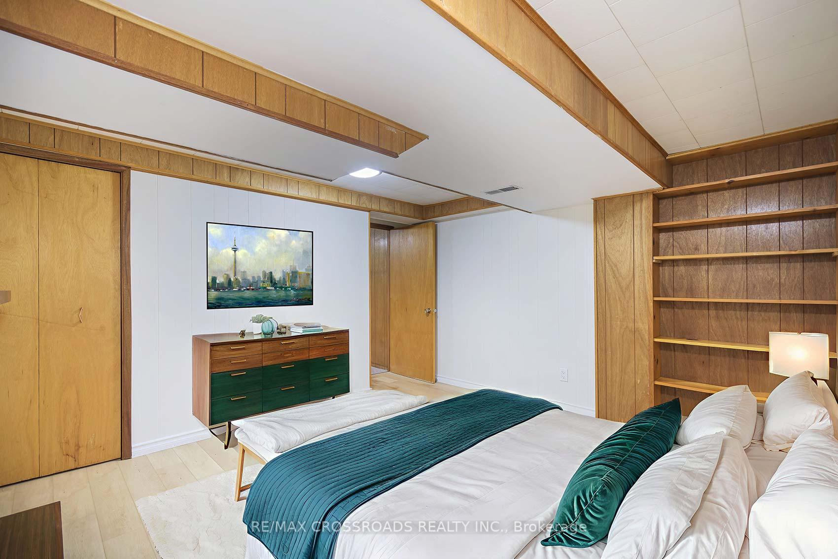 Photo 32 of 39 Pandora Circle, Scarborough, Woburn — HOMEH