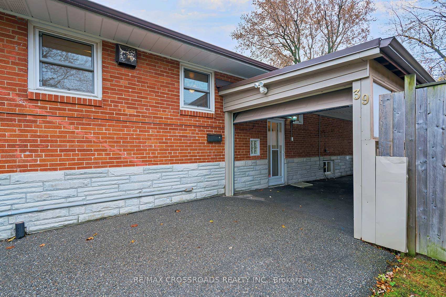 Photo 37 of 39 Pandora Circle, Scarborough, Woburn — HOMEH