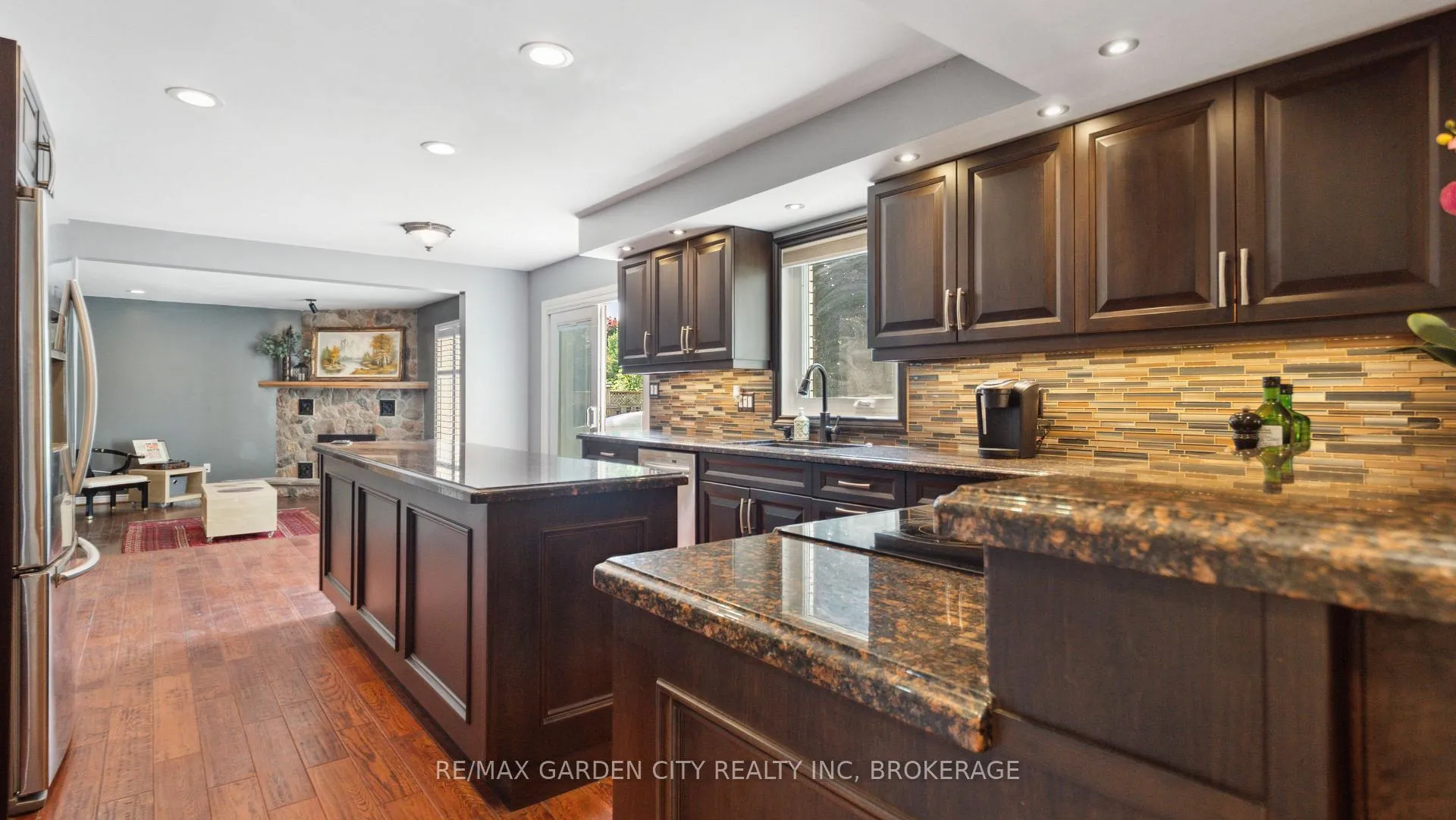 Photo 7 of 6276 Moretta Drive, Niagara Falls, Stamford — HOMEH