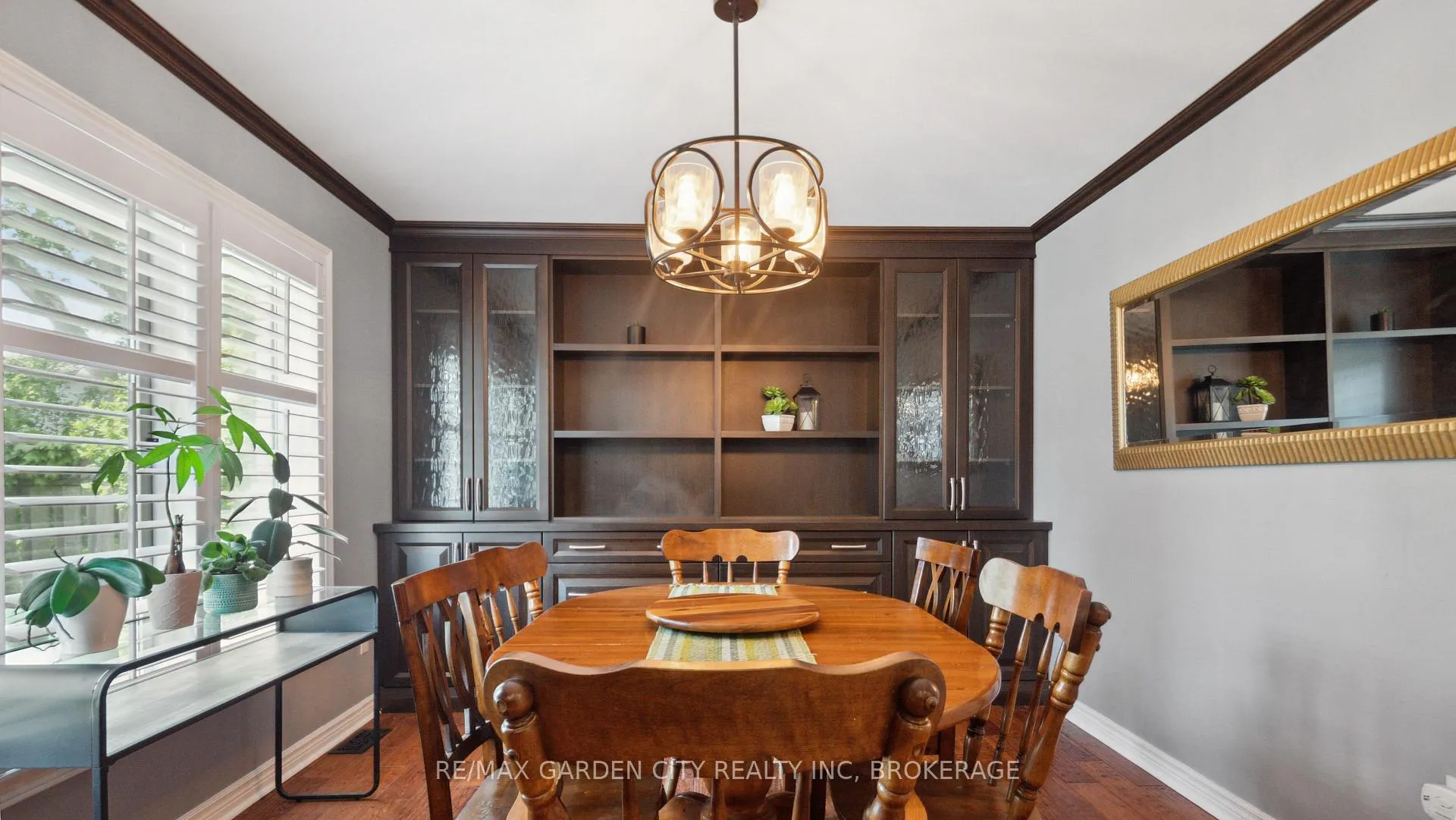 Photo 8 of 6276 Moretta Drive, Niagara Falls, Stamford — HOMEH