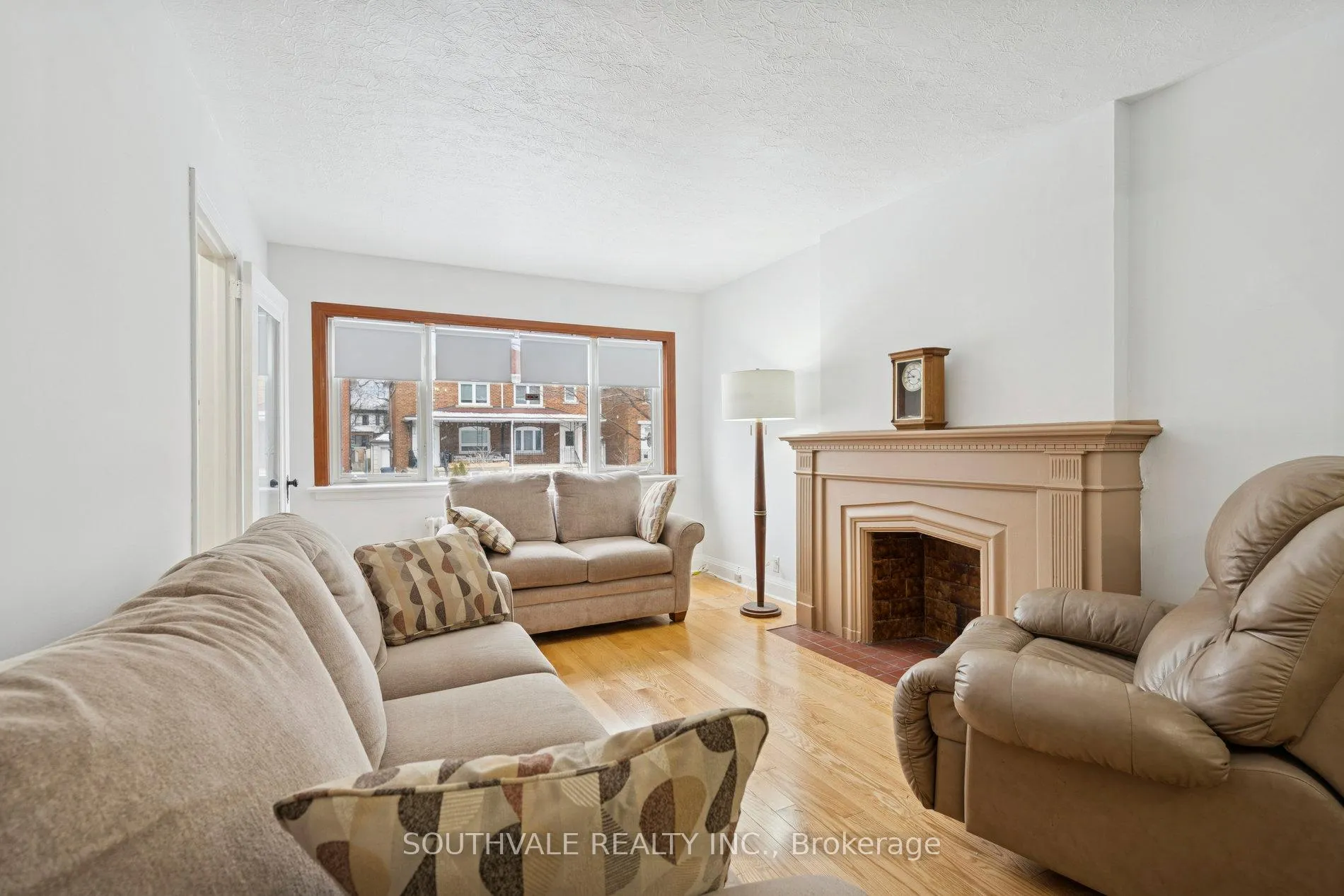 Photo 9 of 169 Torrens Avenue, Toronto, East York — HOMEH