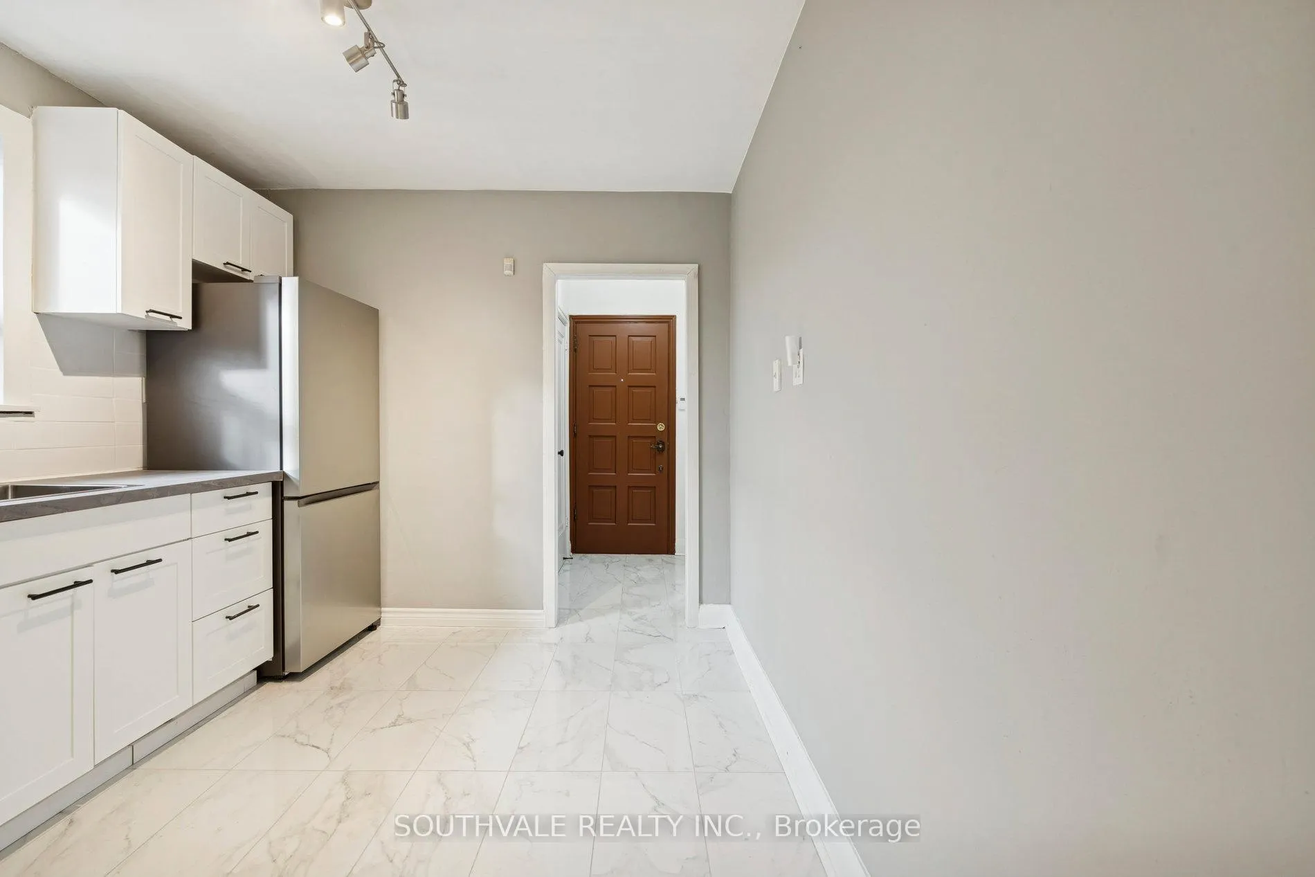 Photo 15 of 169 Torrens Avenue, Toronto, East York — HOMEH