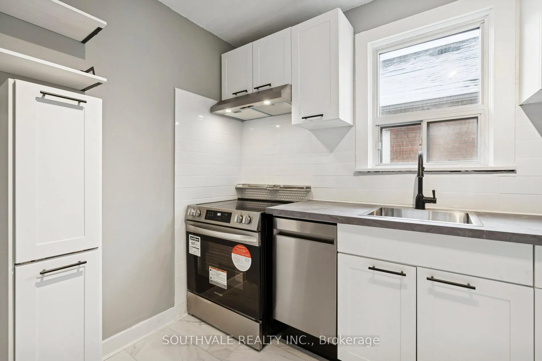 Photo 18 of 169 Torrens Avenue, Toronto, East York — HOMEH