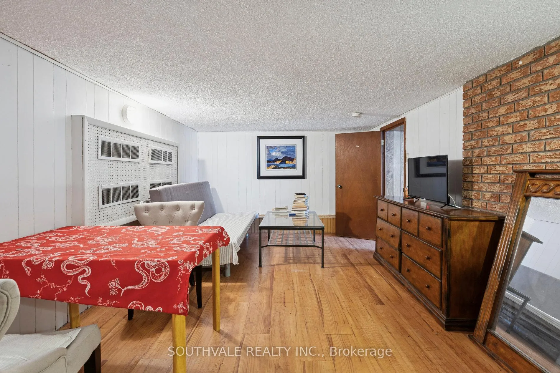 Photo 31 of 169 Torrens Avenue, Toronto, East York — HOMEH