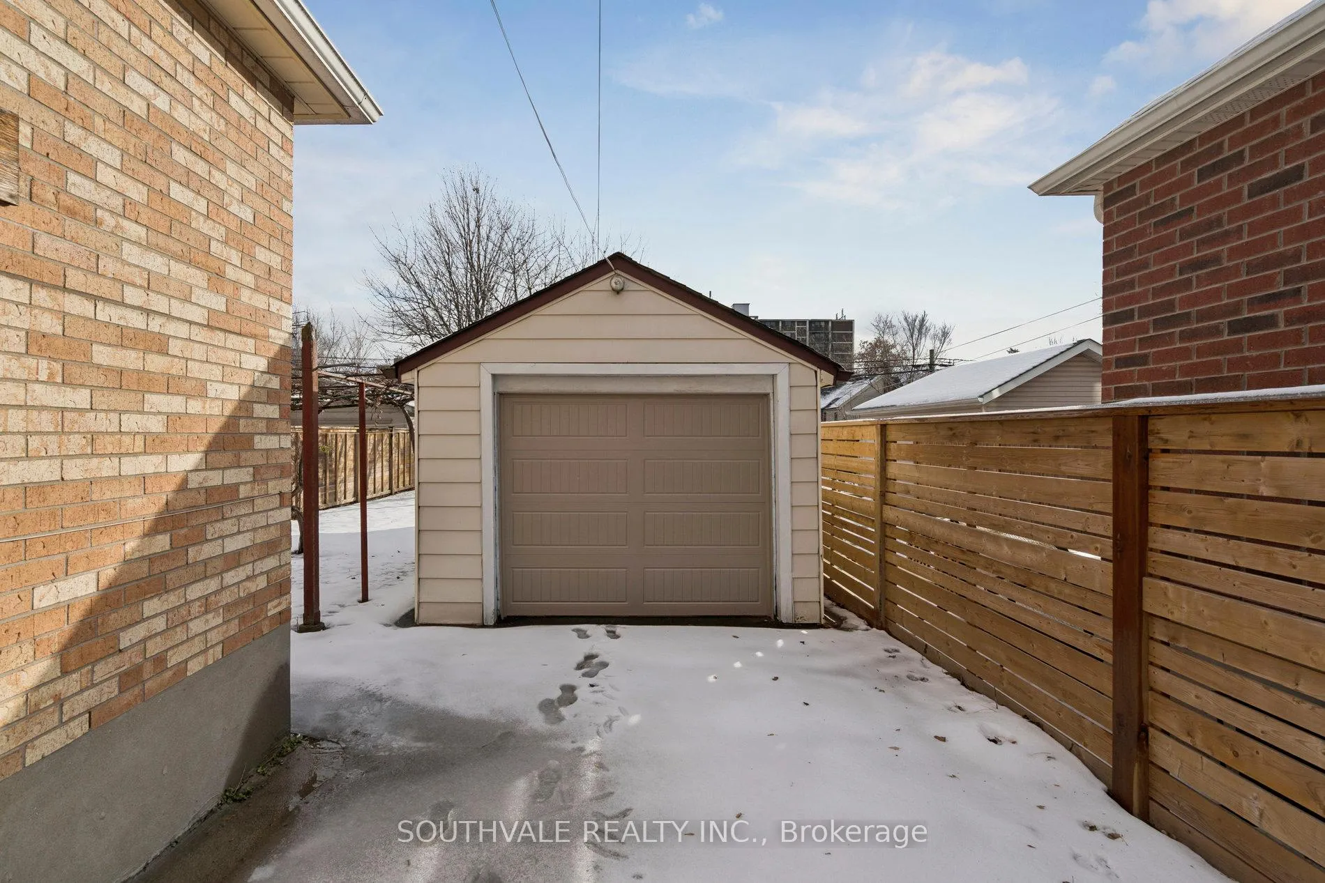 Photo 36 of 169 Torrens Avenue, Toronto, East York — HOMEH