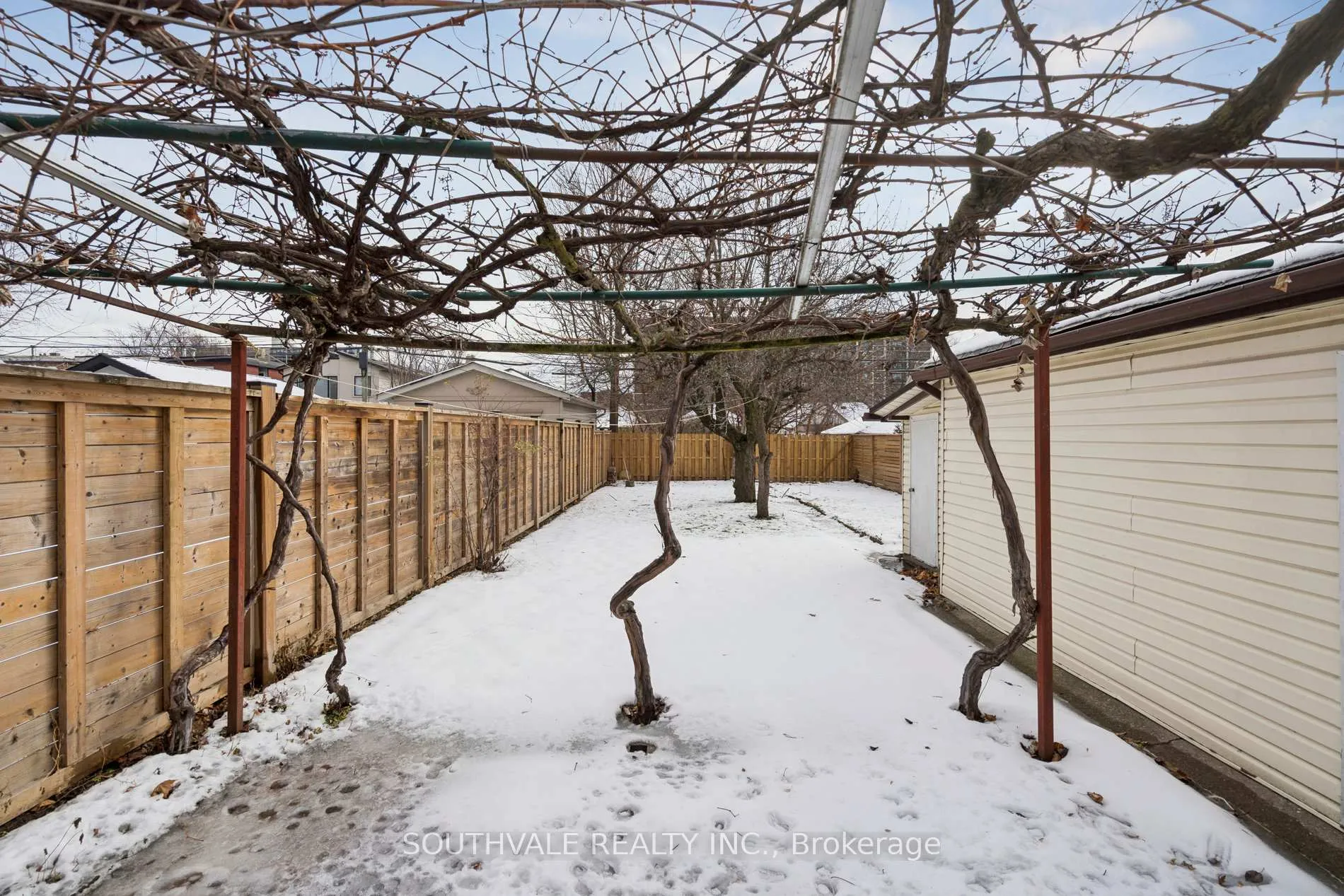 Photo 37 of 169 Torrens Avenue, Toronto, East York — HOMEH