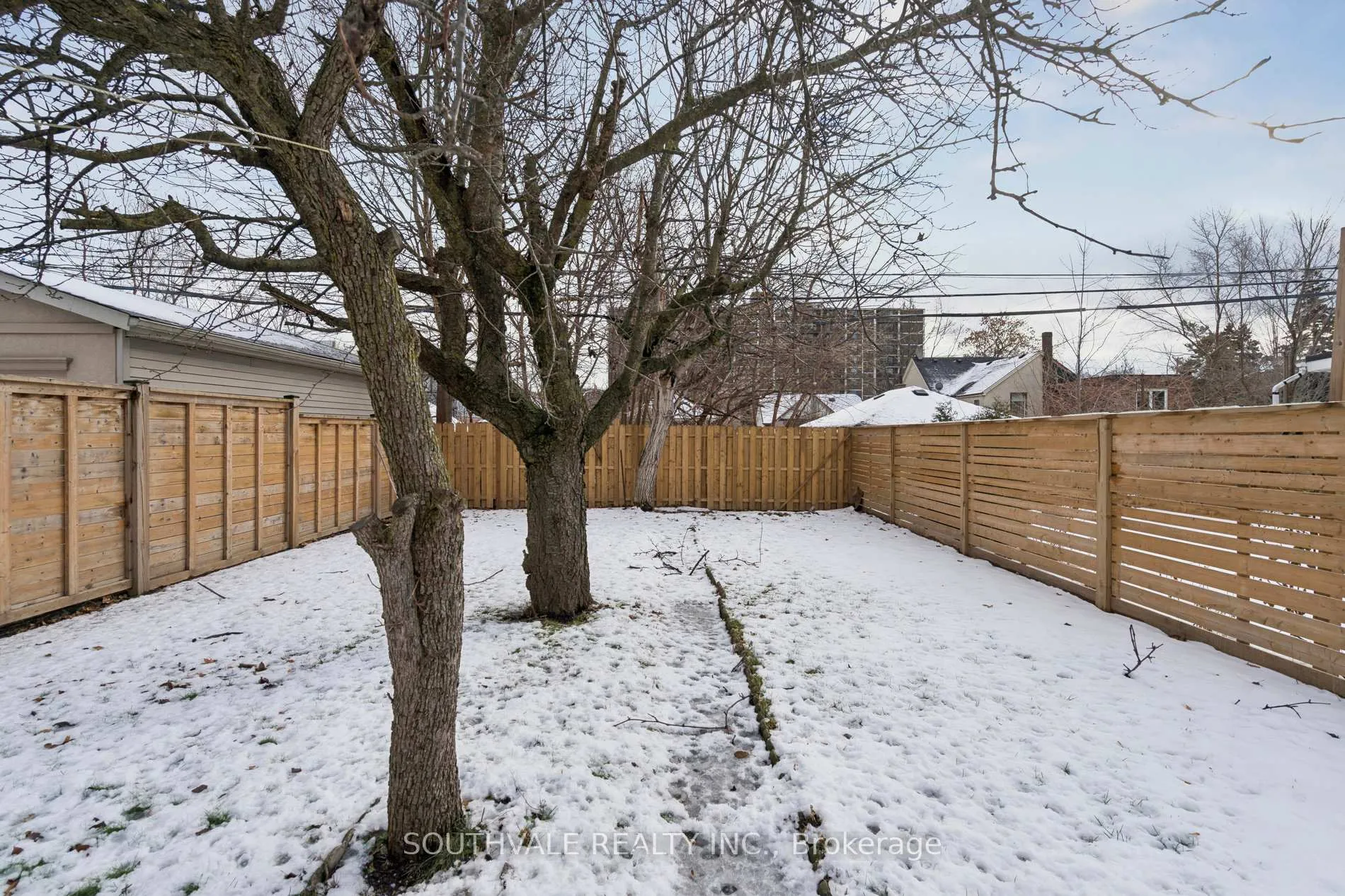 Photo 38 of 169 Torrens Avenue, Toronto, East York — HOMEH