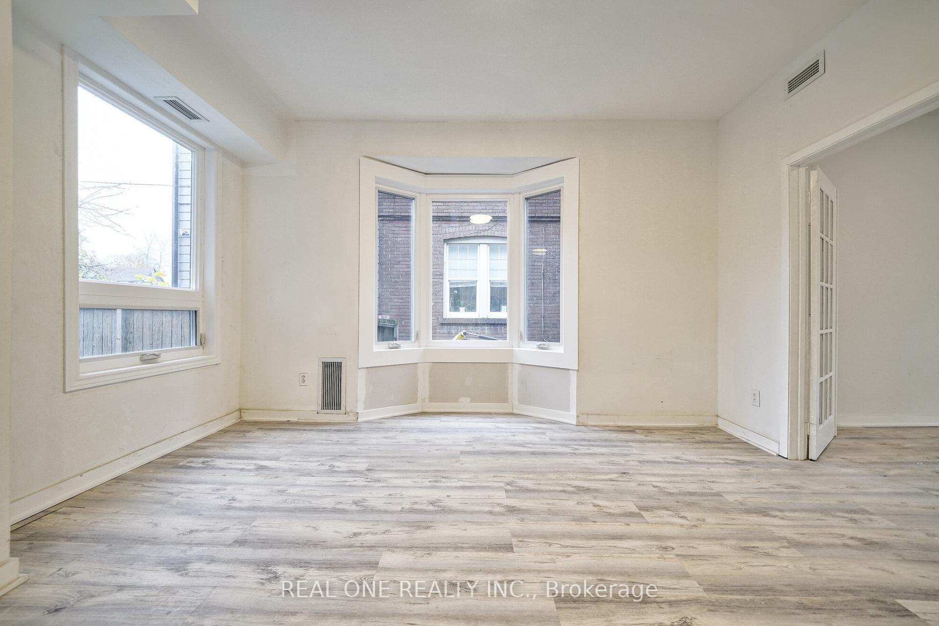 Photo 6 of Unit Upper, 19 Condor Avenue, Toronto, Blake-Jones — HOMEH
