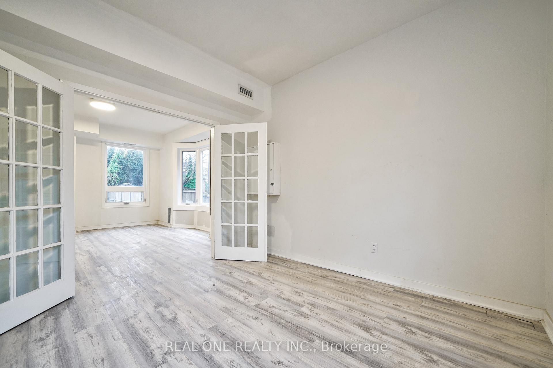 Photo 12 of Unit Upper, 19 Condor Avenue, Toronto, Blake-Jones — HOMEH