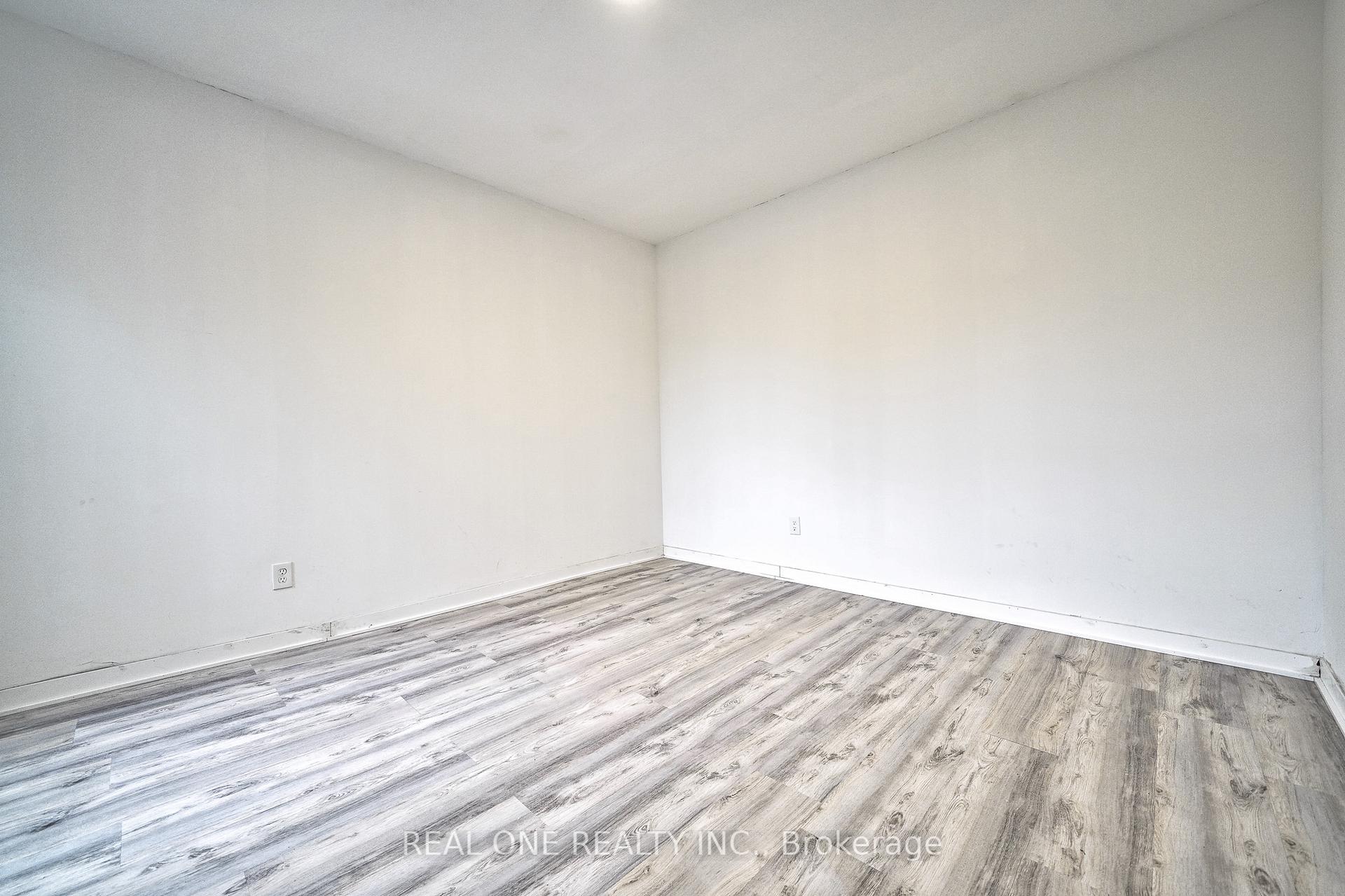 Photo 33 of Unit Upper, 19 Condor Avenue, Toronto, Blake-Jones — HOMEH