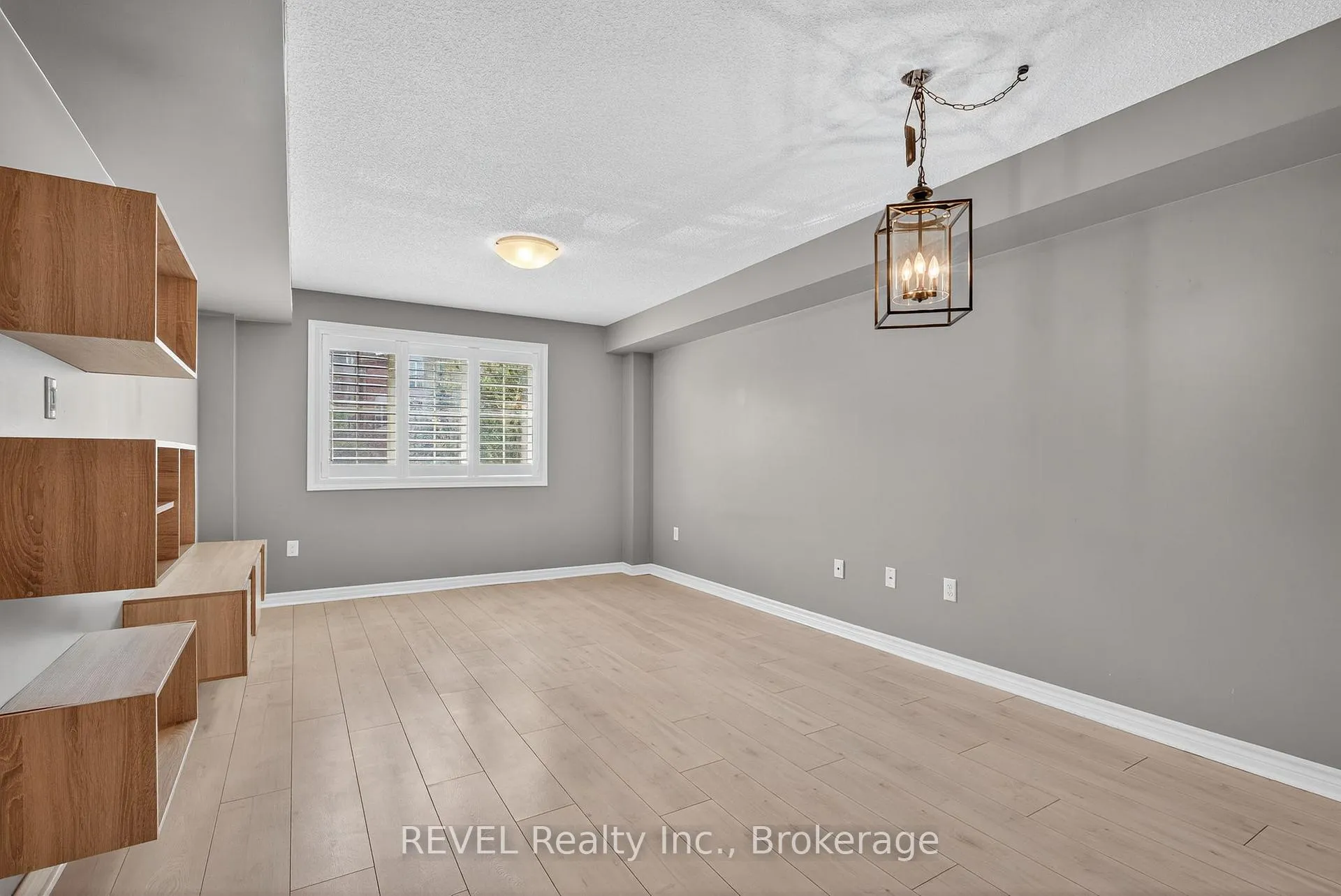 Photo 9 of Unit 11, 53 Ferndale Drive S, Barrie, Ardagh — HOMEH