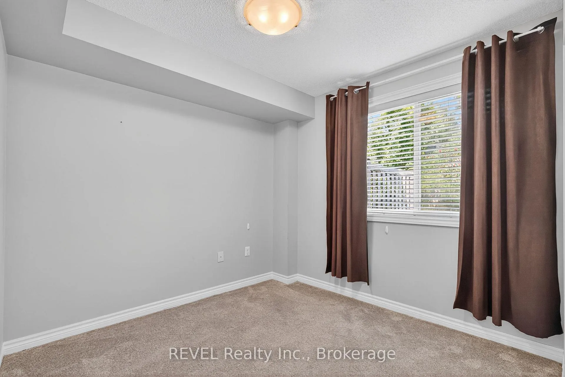 Photo 10 of Unit 11, 53 Ferndale Drive S, Barrie, Ardagh — HOMEH