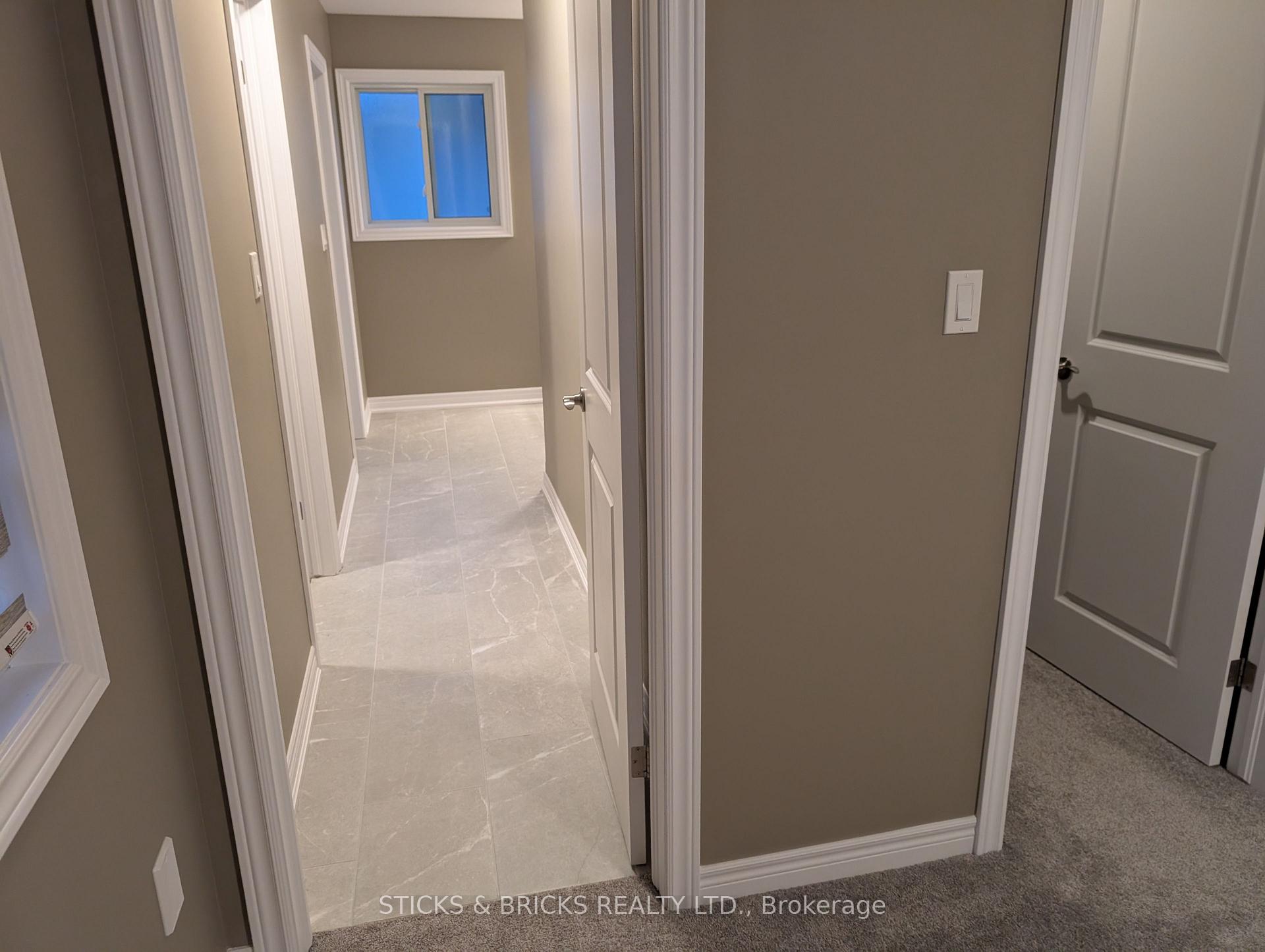 Photo 10 of 32 Spring Crest Way, Thorold, Rolling Meadows — HOMEH