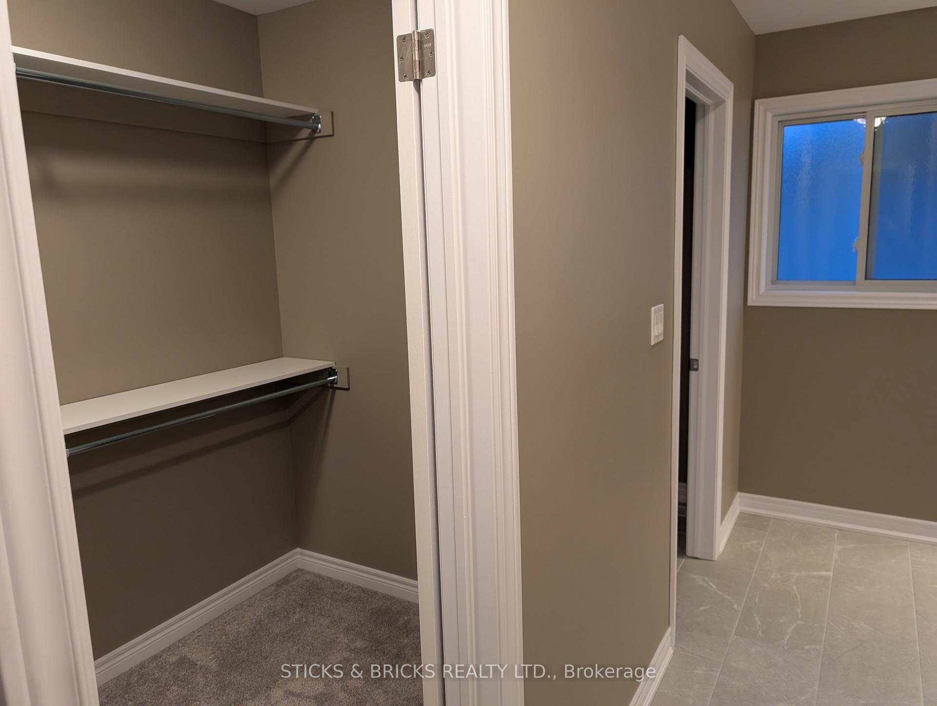 Photo 11 of 32 Spring Crest Way, Thorold, Rolling Meadows — HOMEH