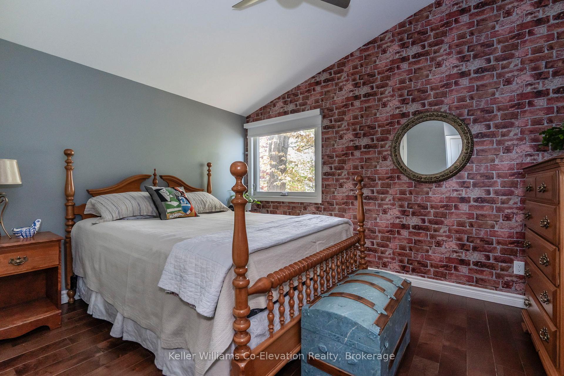 Photo 21 of 23 Rue De Parc, Tiny, Rural Tiny — HOMEH