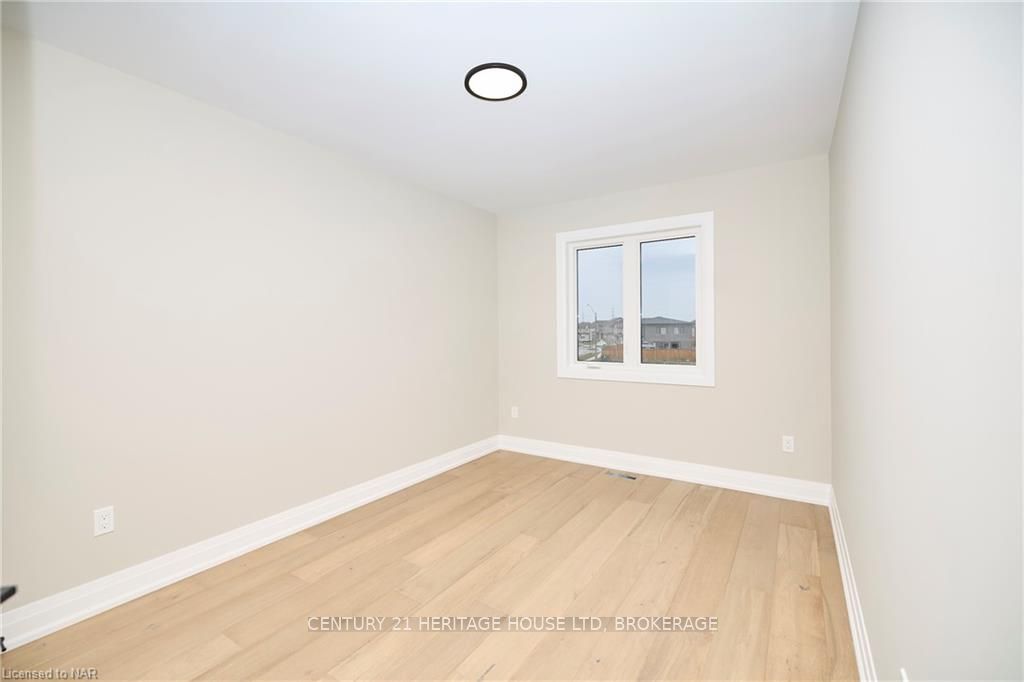 Photo 17 of 100 Elvira Way, Thorold, Rolling Meadows — HOMEH