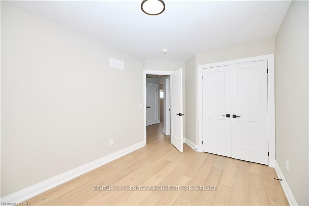 Photo 18 of 100 Elvira Way, Thorold, Rolling Meadows — HOMEH