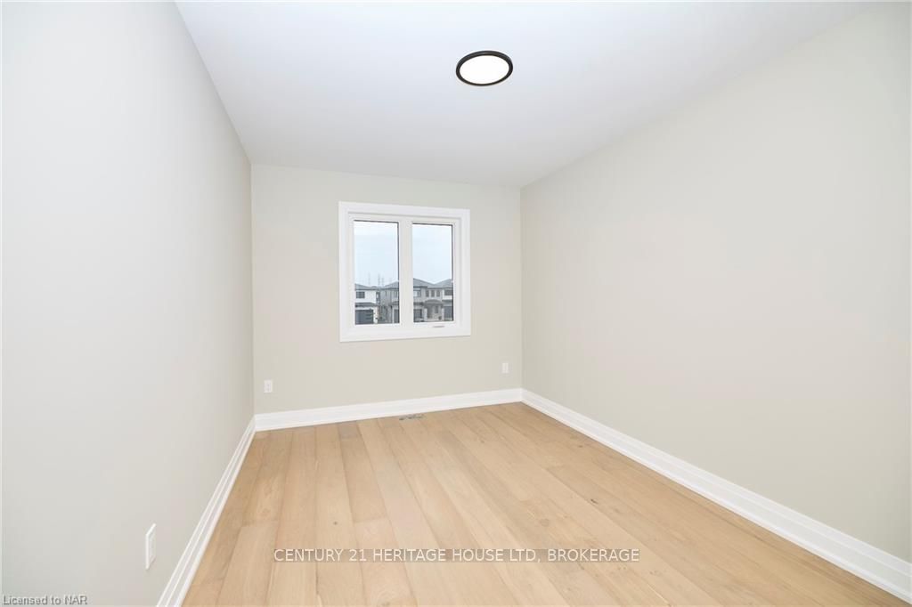Photo 19 of 100 Elvira Way, Thorold, Rolling Meadows — HOMEH