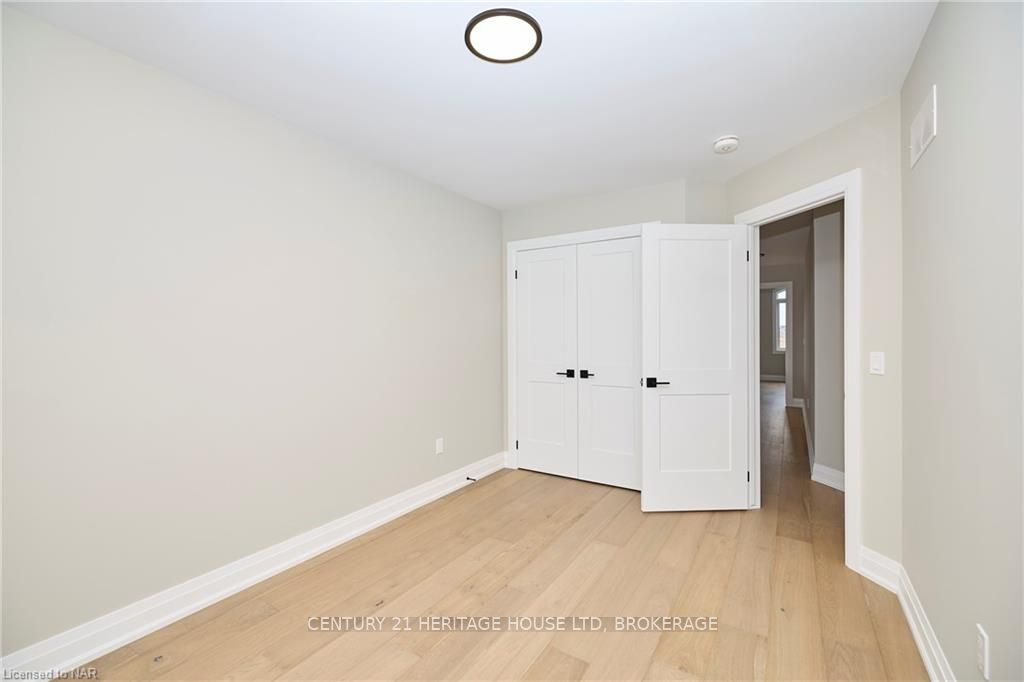 Photo 20 of 100 Elvira Way, Thorold, Rolling Meadows — HOMEH