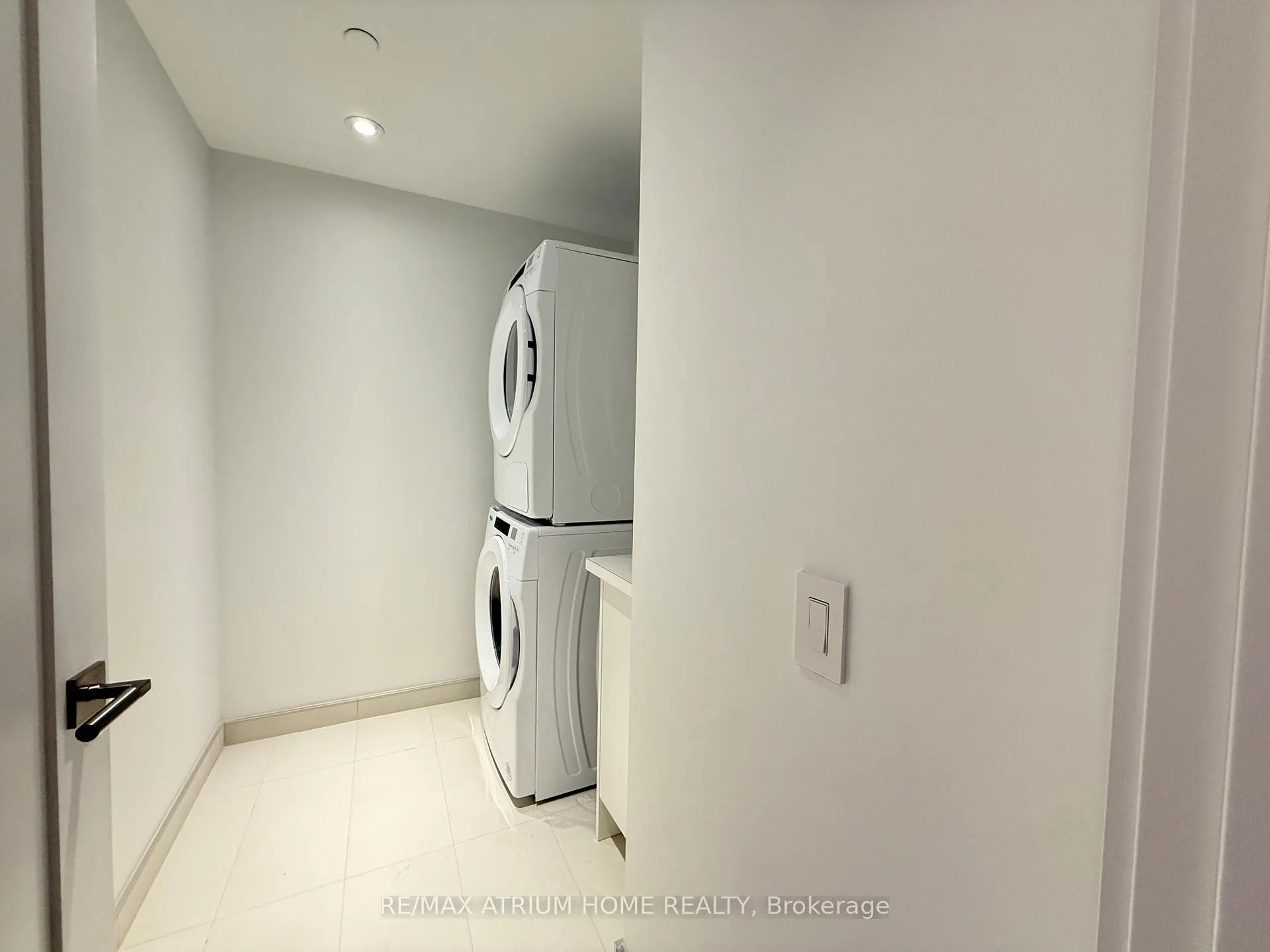 Photo 13 of Unit 420, 155 Merchants' Wharf, Toronto, Waterfront Communities — HOMEH