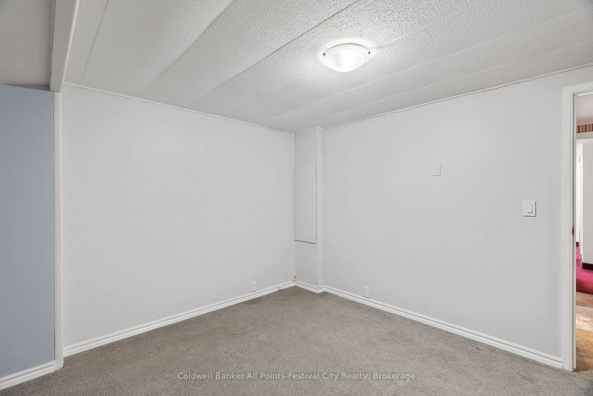 Photo 15 of 28 Sutton Drive, Ashfield-Colborne-Wawanosh, Ashfield — HOMEH