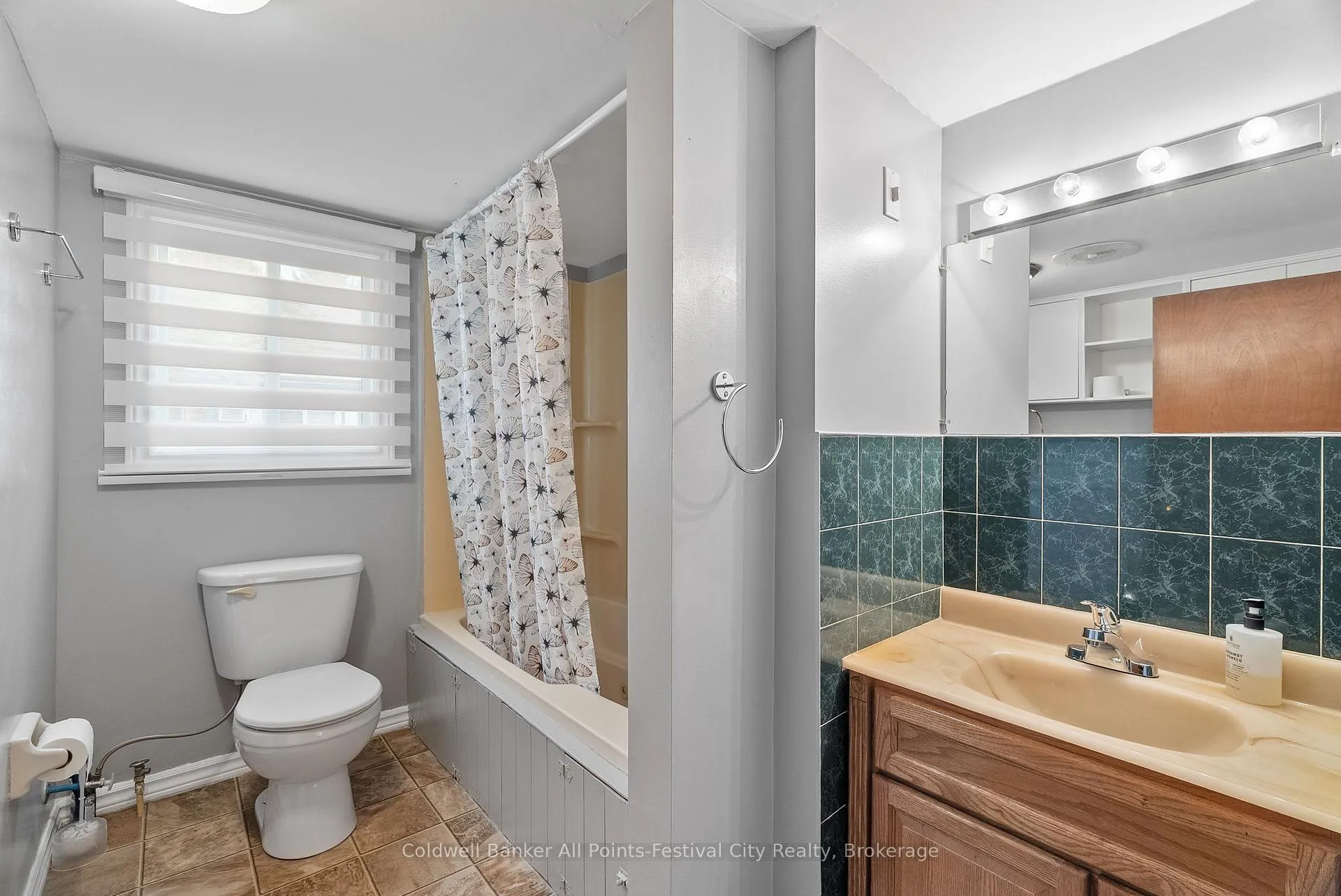 Photo 17 of 28 Sutton Drive, Ashfield-Colborne-Wawanosh, Ashfield — HOMEH