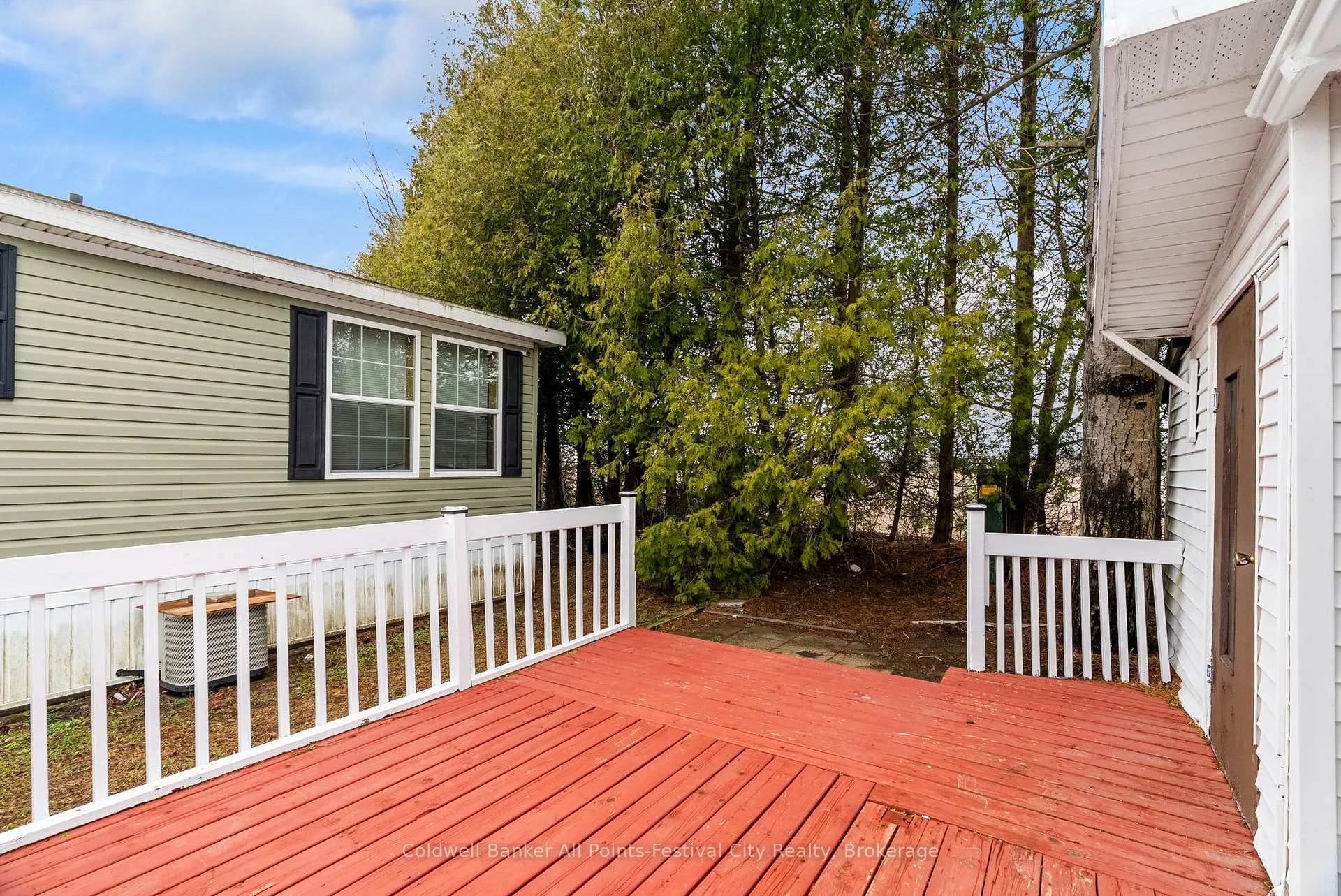Photo 25 of 28 Sutton Drive, Ashfield-Colborne-Wawanosh, Ashfield — HOMEH