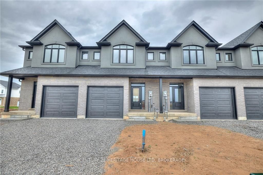 Front of 102 Elvira Way