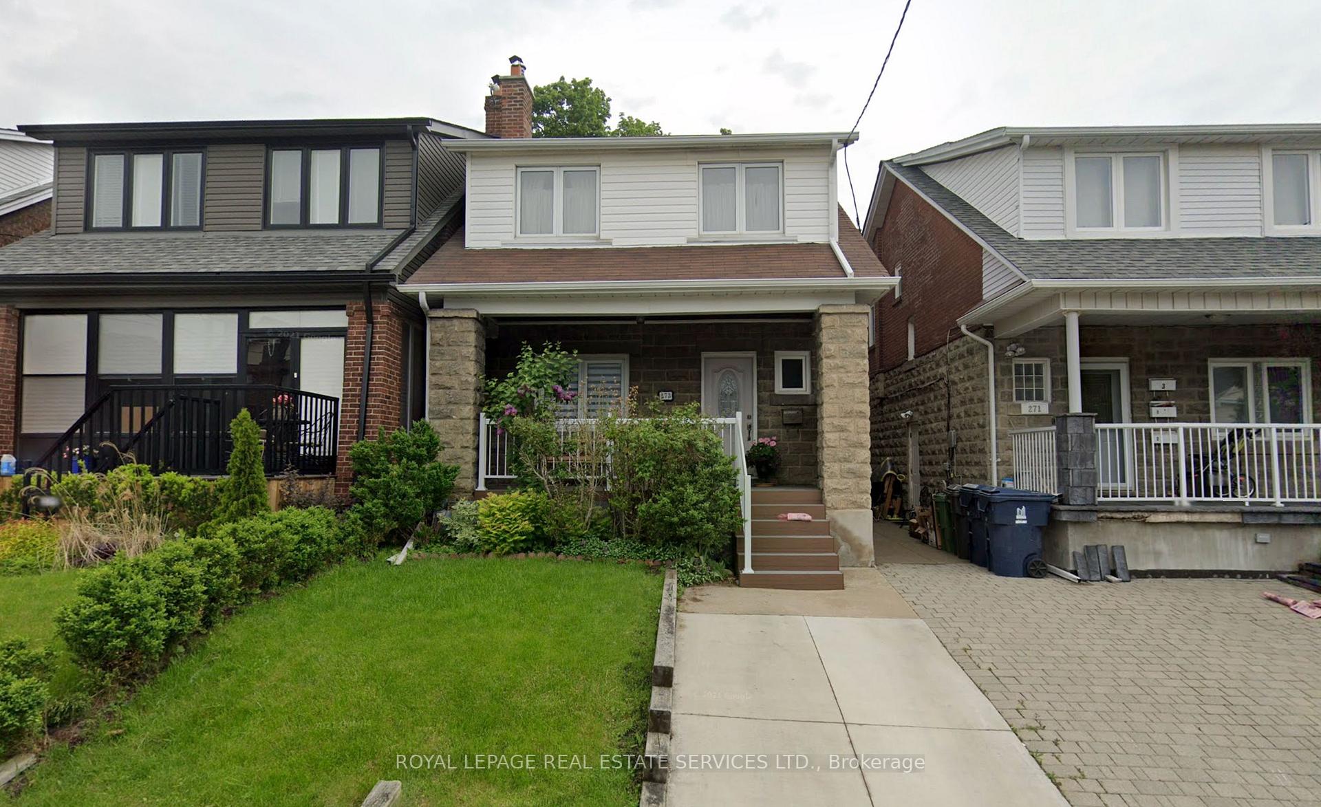 Front of Unit L, 273 Glenholme Avenue