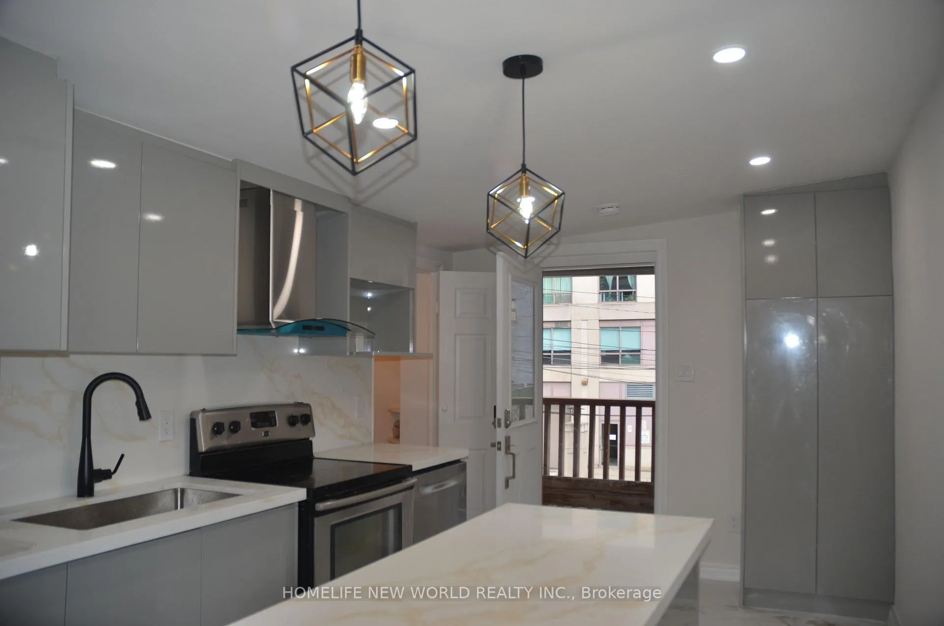 Photo 5 of Unit Upper Level, 231 Queen Street W, Toronto, Waterfront Communities — HOMEH