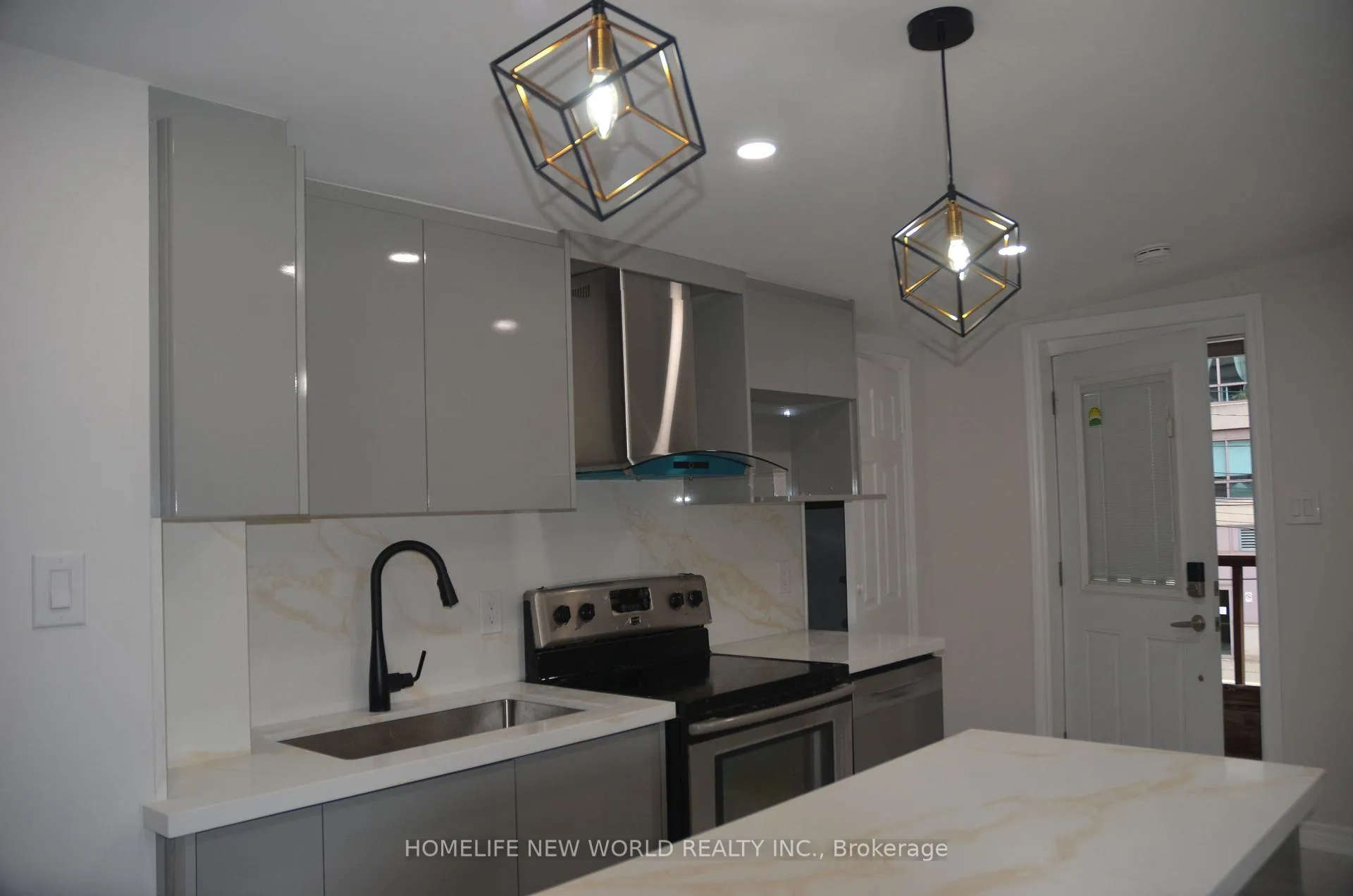 Photo 7 of Unit Upper Level, 231 Queen Street W, Toronto, Waterfront Communities — HOMEH