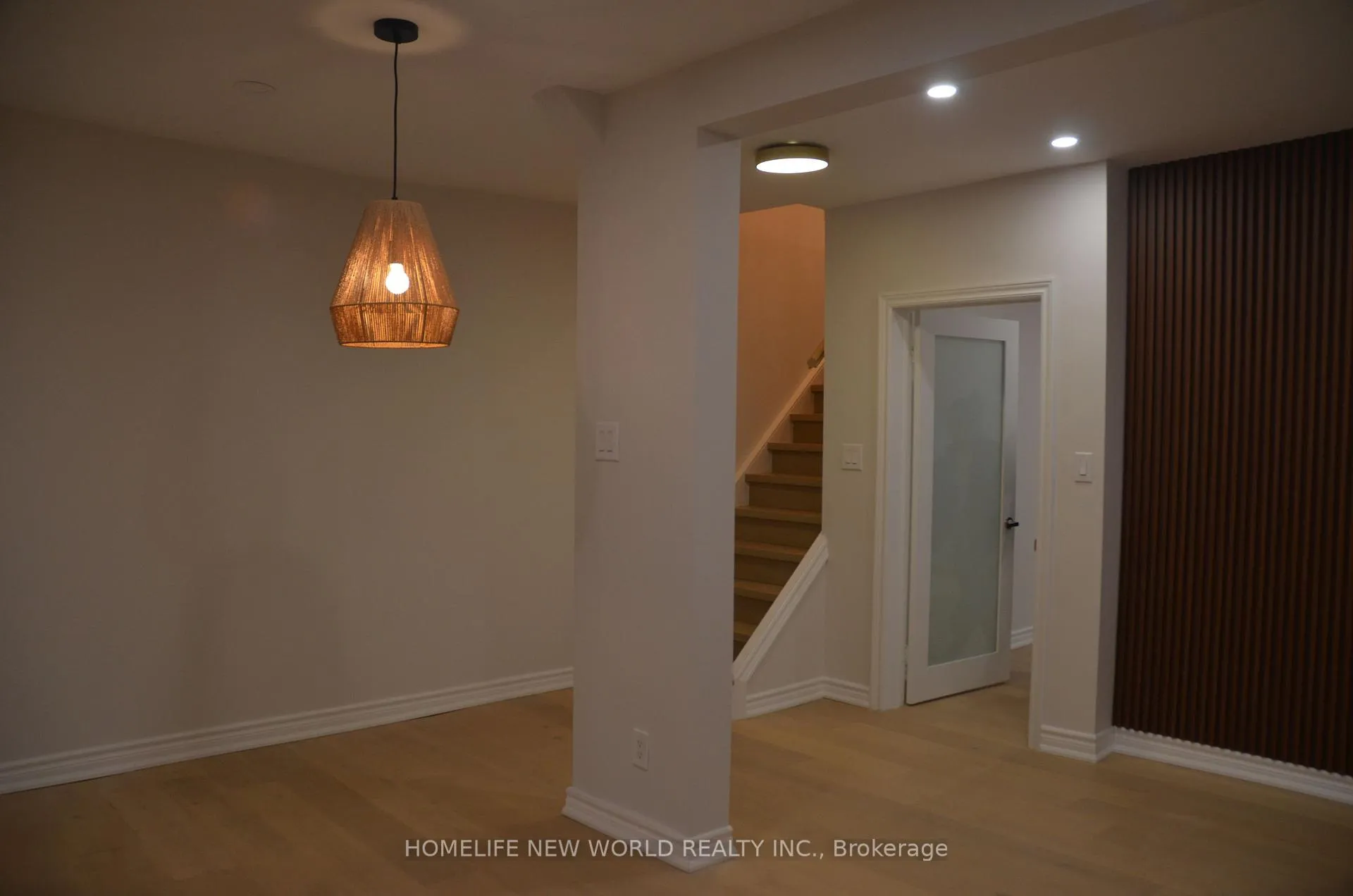 Photo 14 of Unit Upper Level, 231 Queen Street W, Toronto, Waterfront Communities — HOMEH