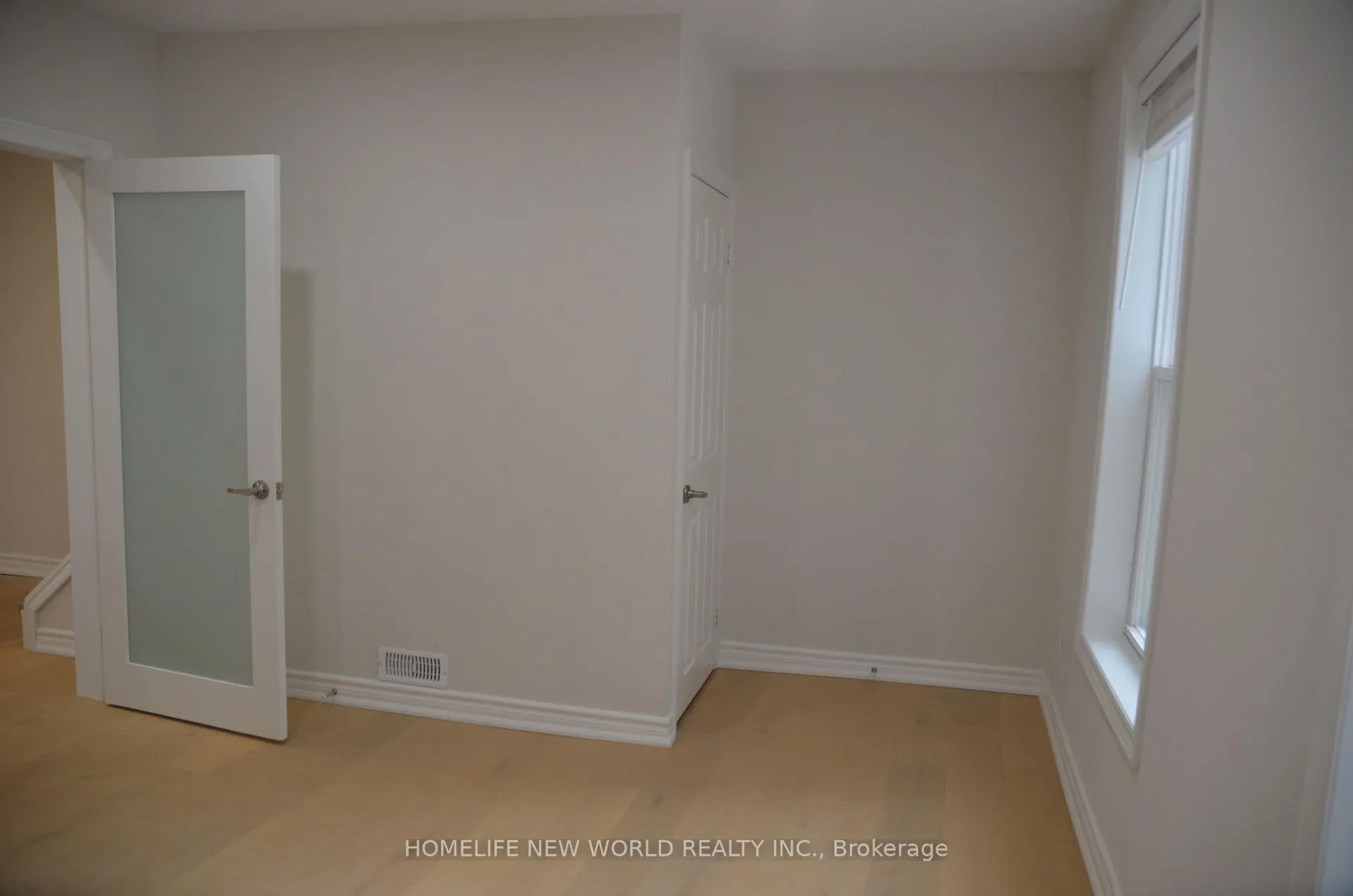 Photo 24 of Unit Upper Level, 231 Queen Street W, Toronto, Waterfront Communities — HOMEH