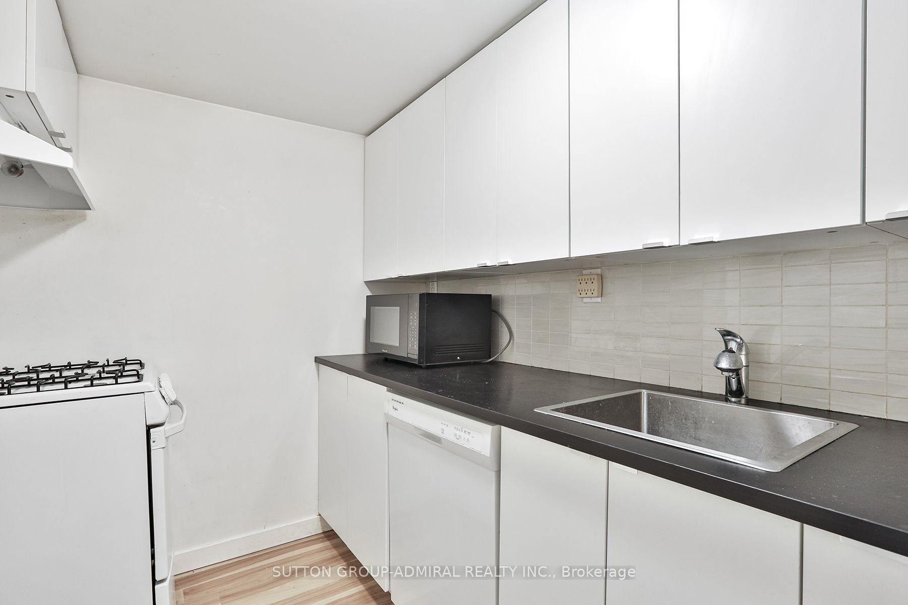 Photo 2 of Unit Lower, 497 Clinton Street, Toronto, The Annex — HOMEH
