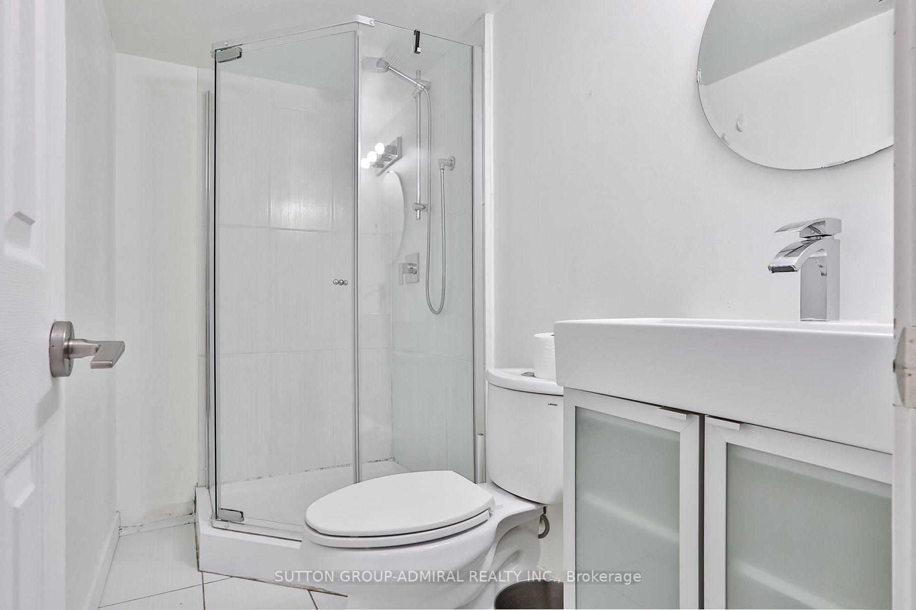 Photo 9 of Unit Lower, 497 Clinton Street, Toronto, The Annex — HOMEH