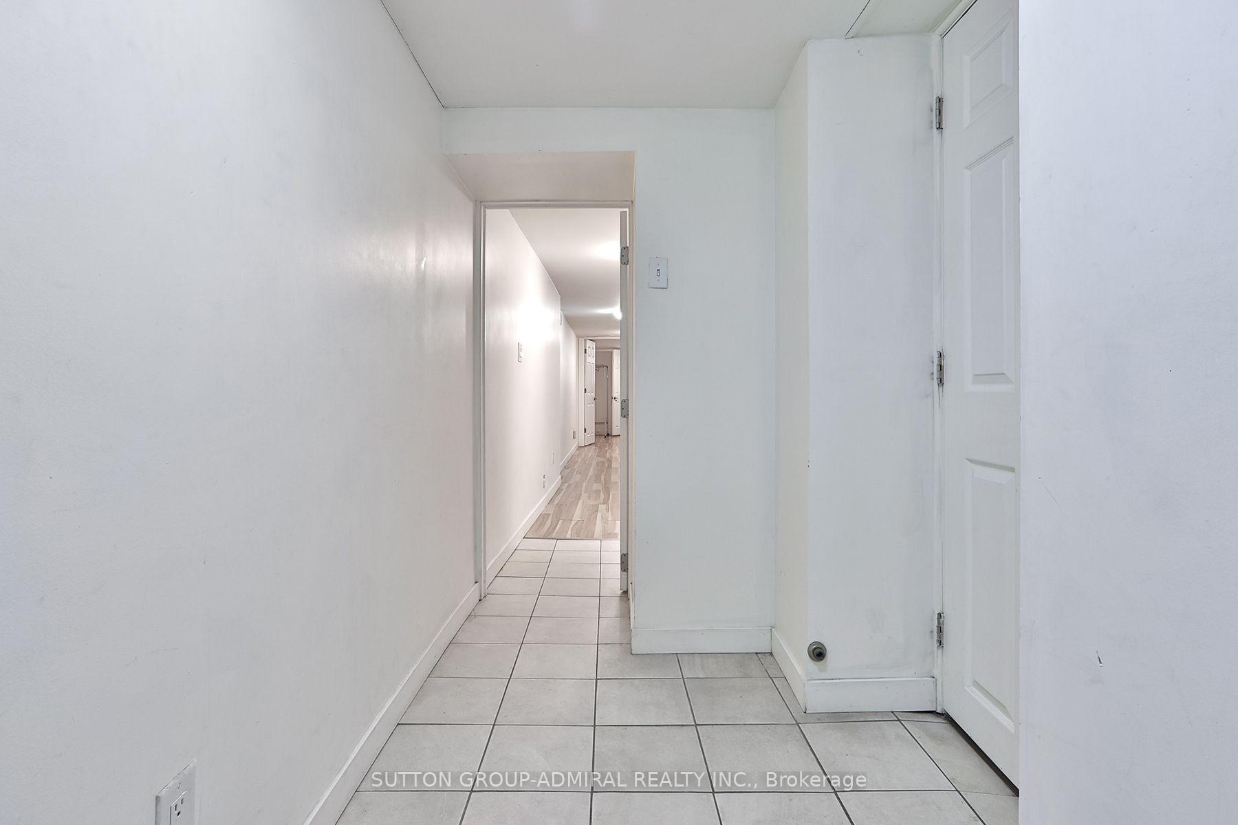 Photo 15 of Unit Lower, 497 Clinton Street, Toronto, The Annex — HOMEH