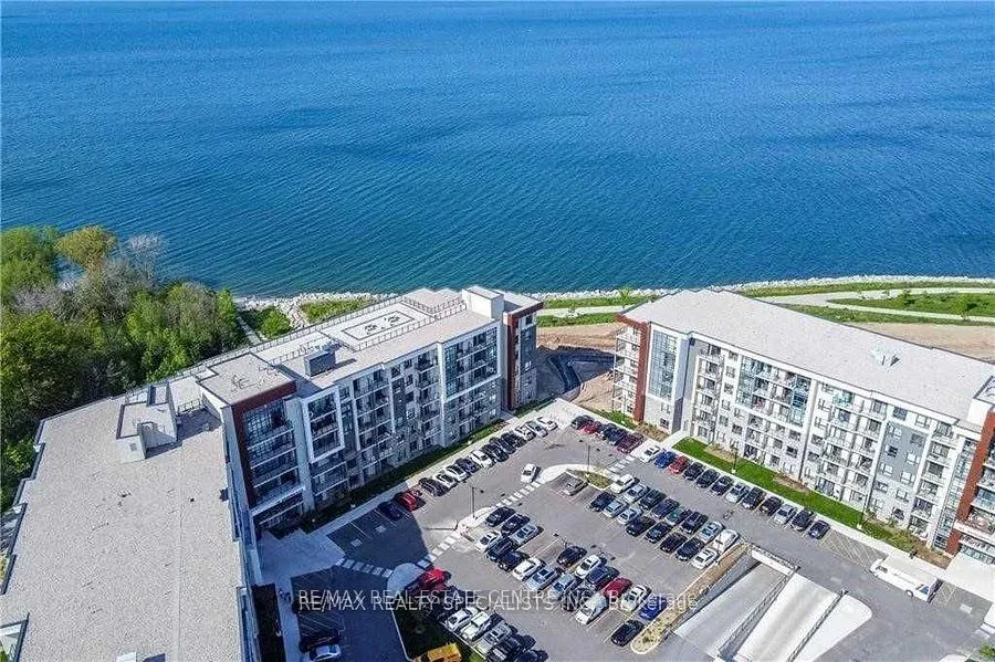 Front of Unit 332, 101 Shoreview Place